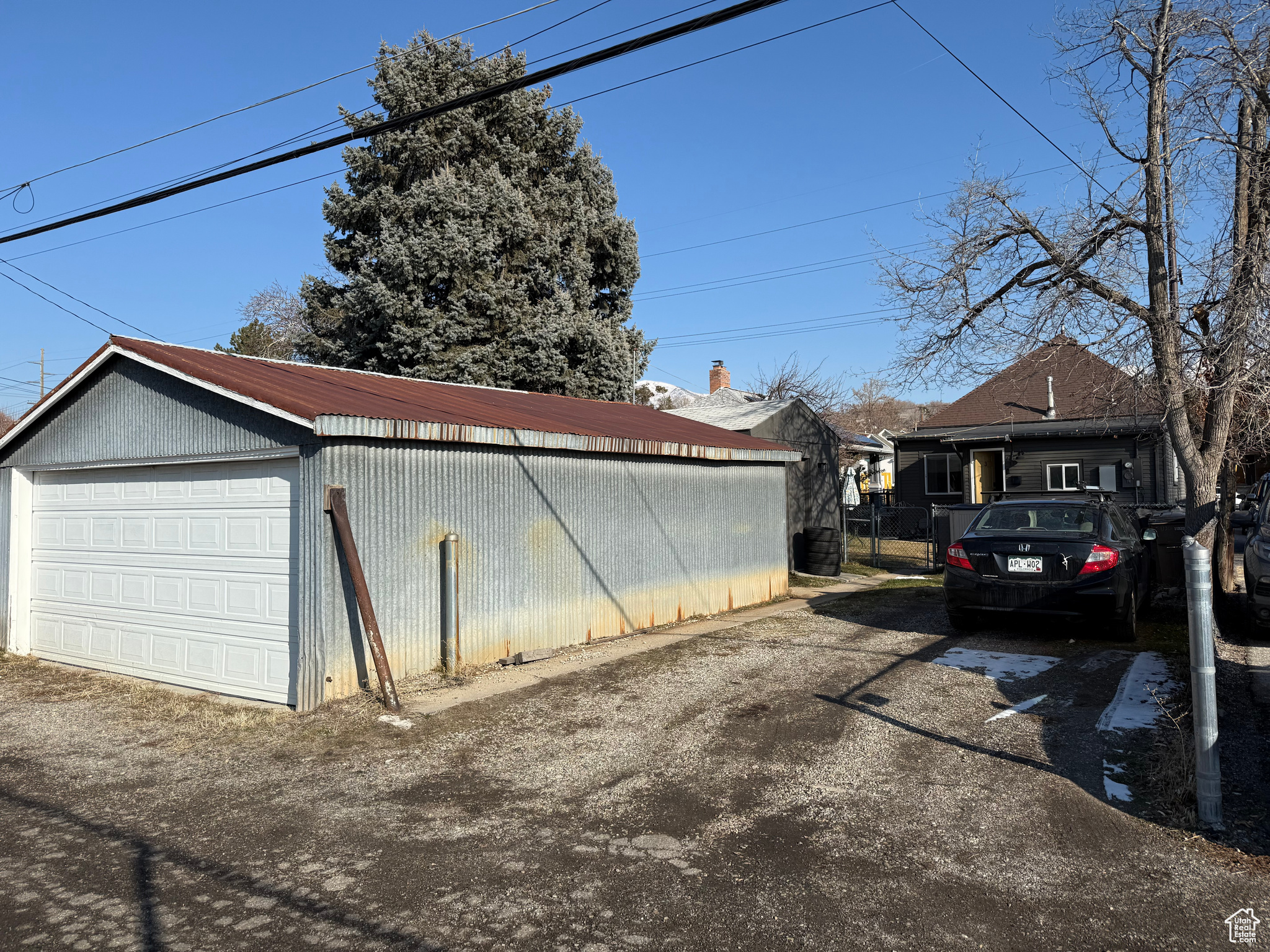 LA VETA PLACE - Residential Income