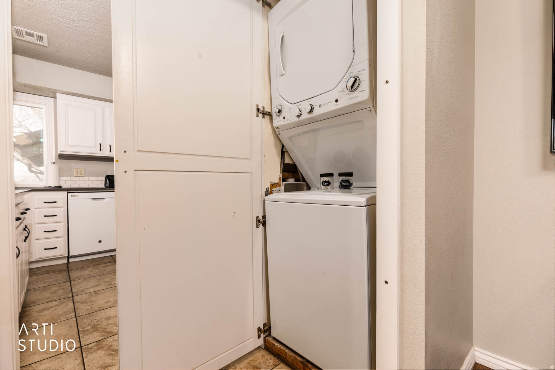 SPORTS VILLAGE 1 - Residential