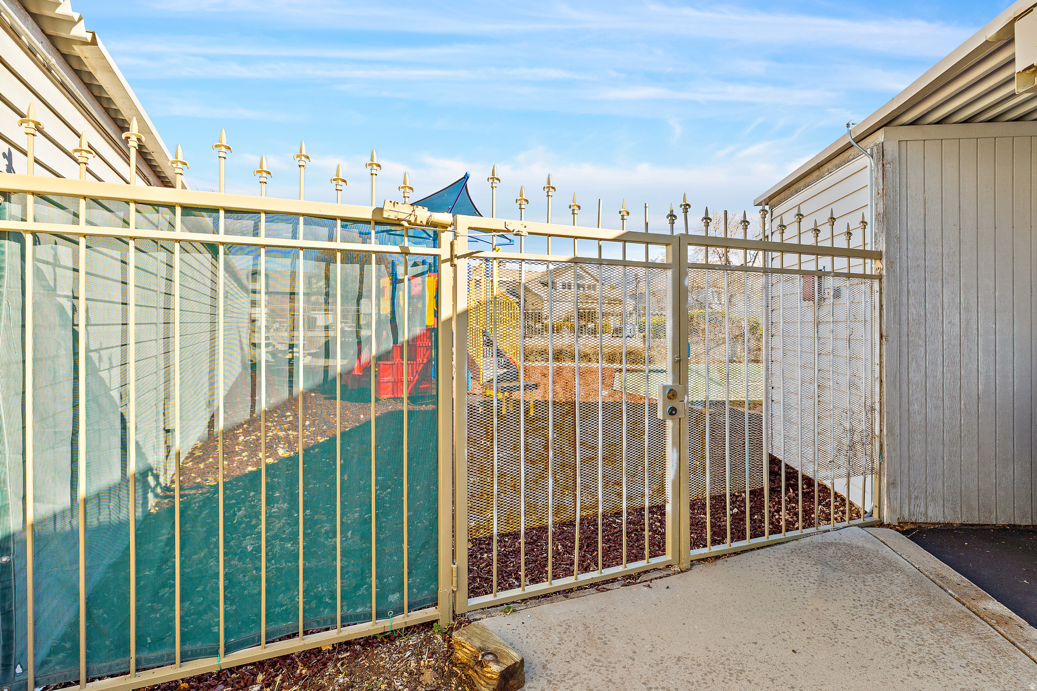 WILLOWBROOK HILL CONDO - Residential