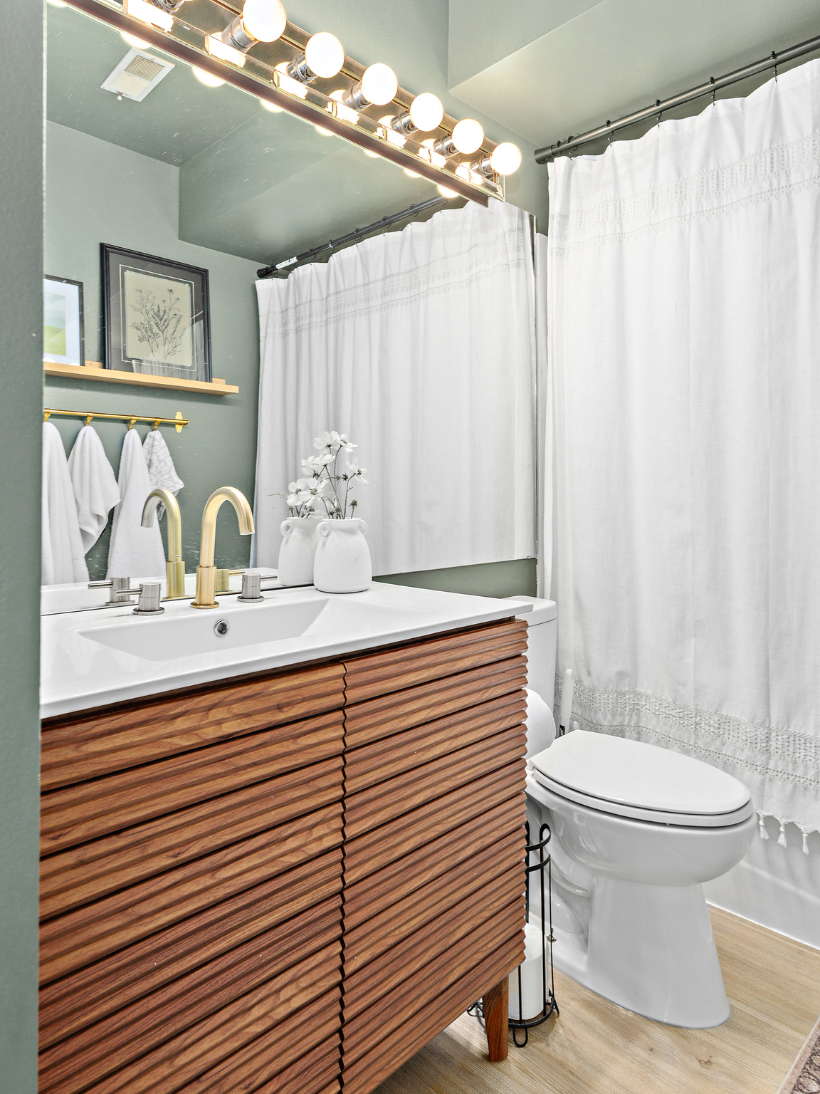 WILLOWBROOK HILL CONDO - Residential