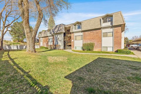 Photo of 1638 WOODLAND DR, Provo, UT 84604 (MLS # 2144540)