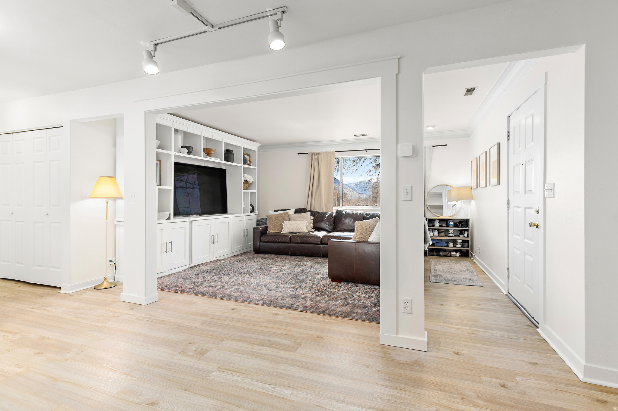 WILLOWBROOK HILL CONDO - Residential