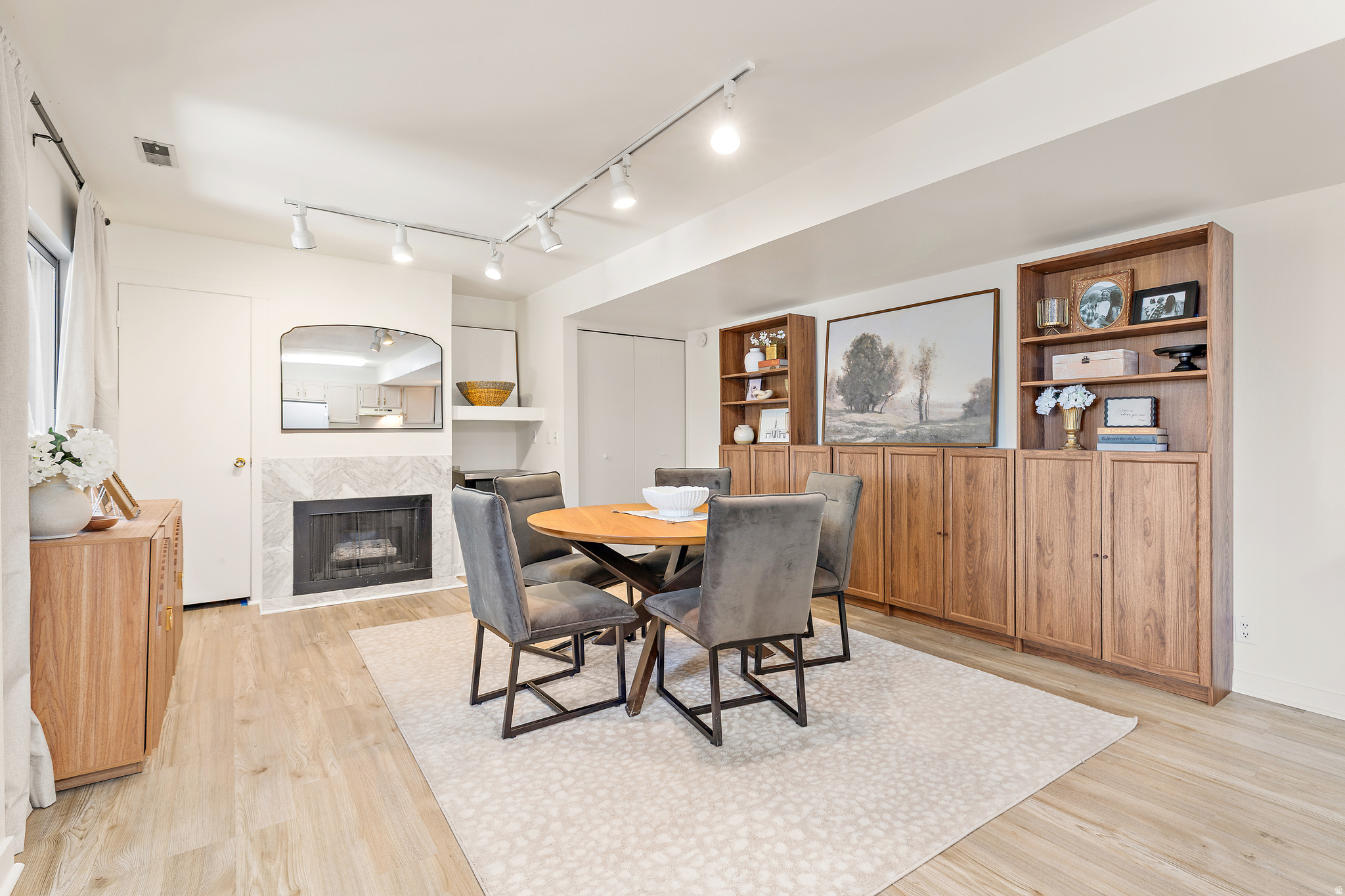 WILLOWBROOK HILL CONDO - Residential