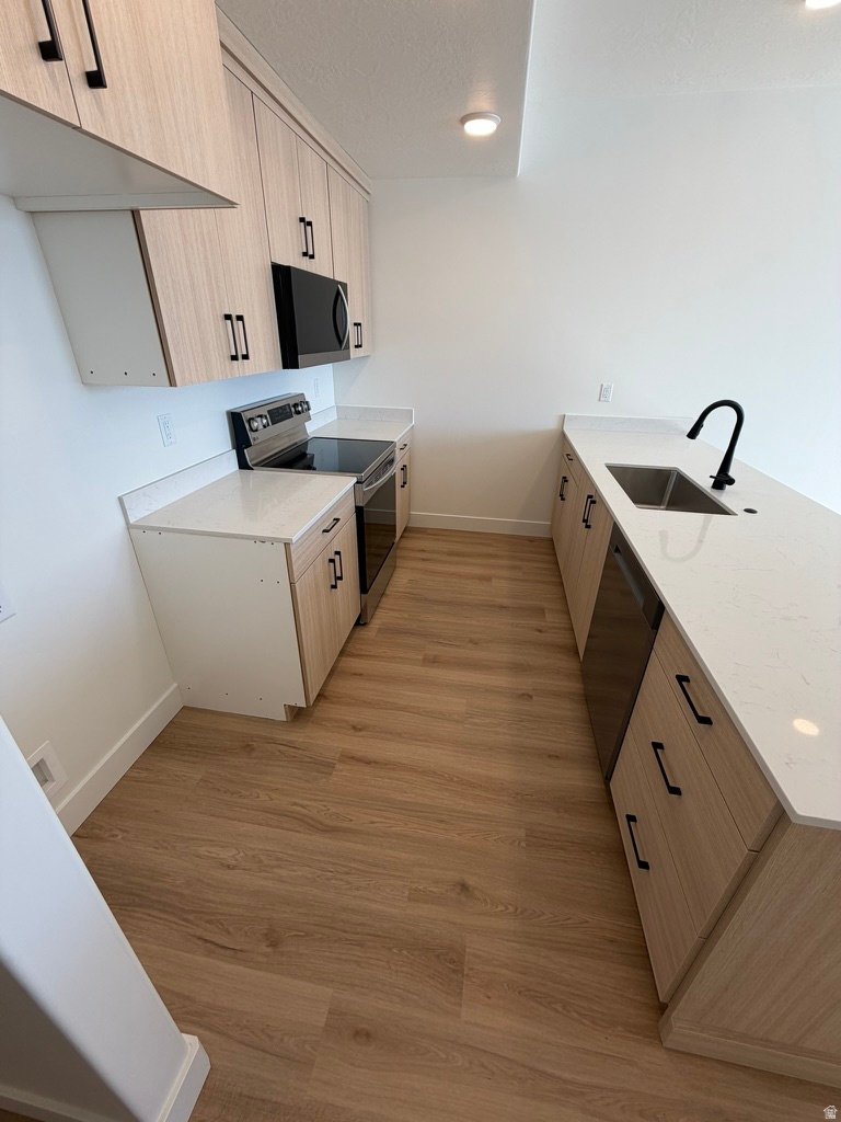 GOLDEN FOREST - Residential