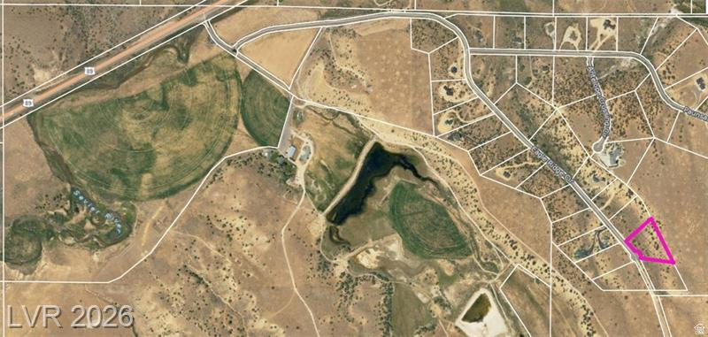 PAUNSAUGUNT CLIFFS - Land