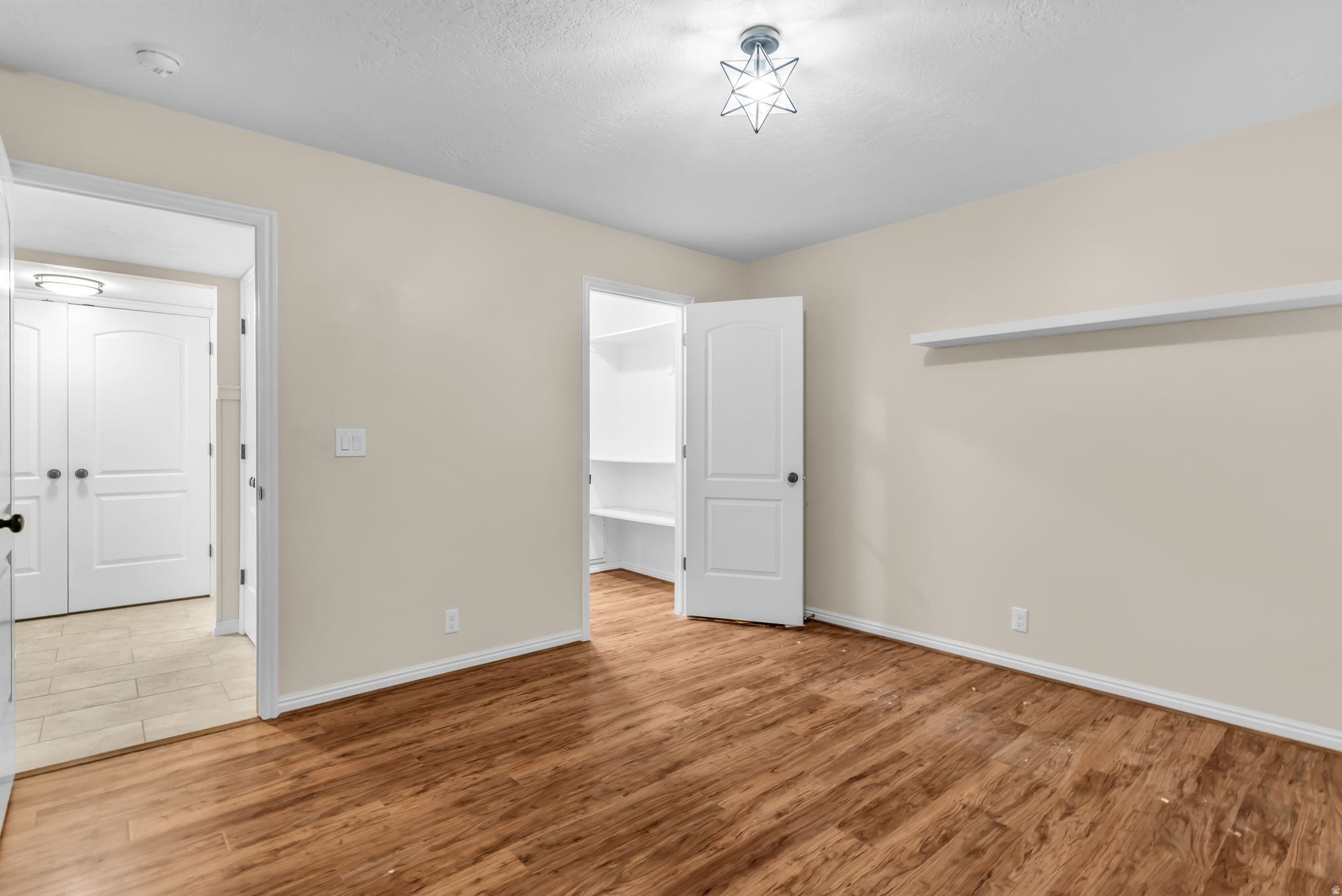 WATERBURY - Residential