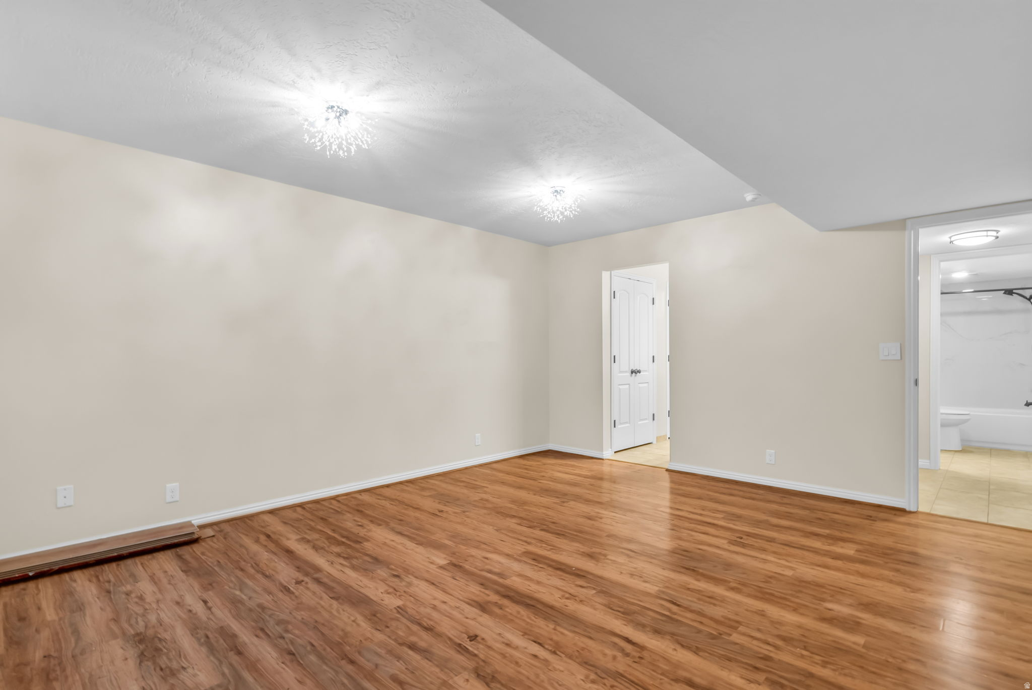 WATERBURY - Residential