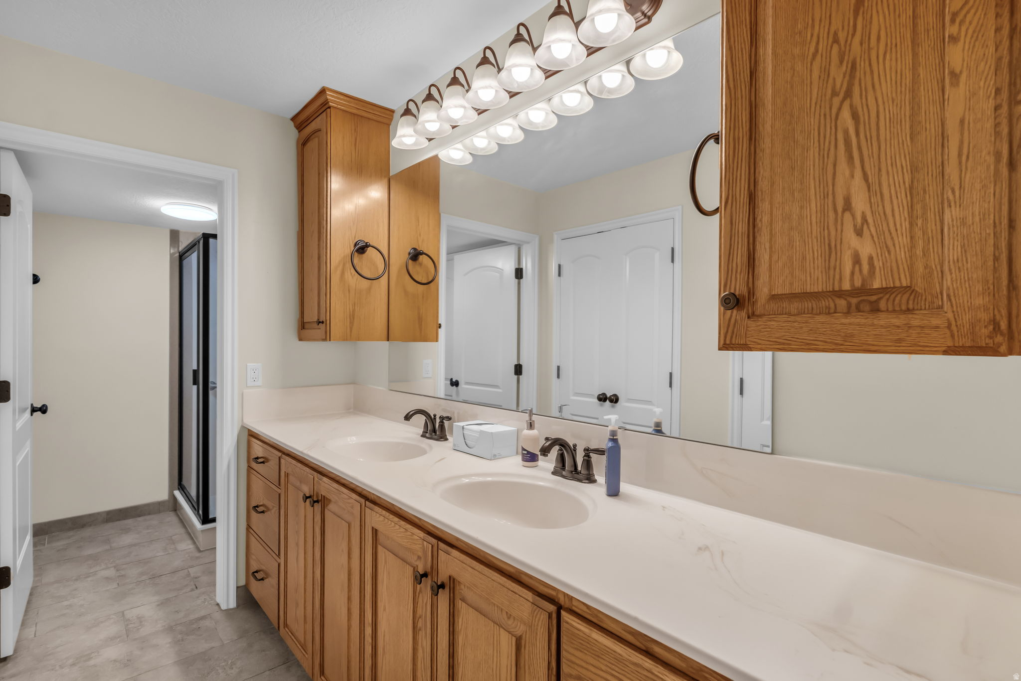 WATERBURY - Residential