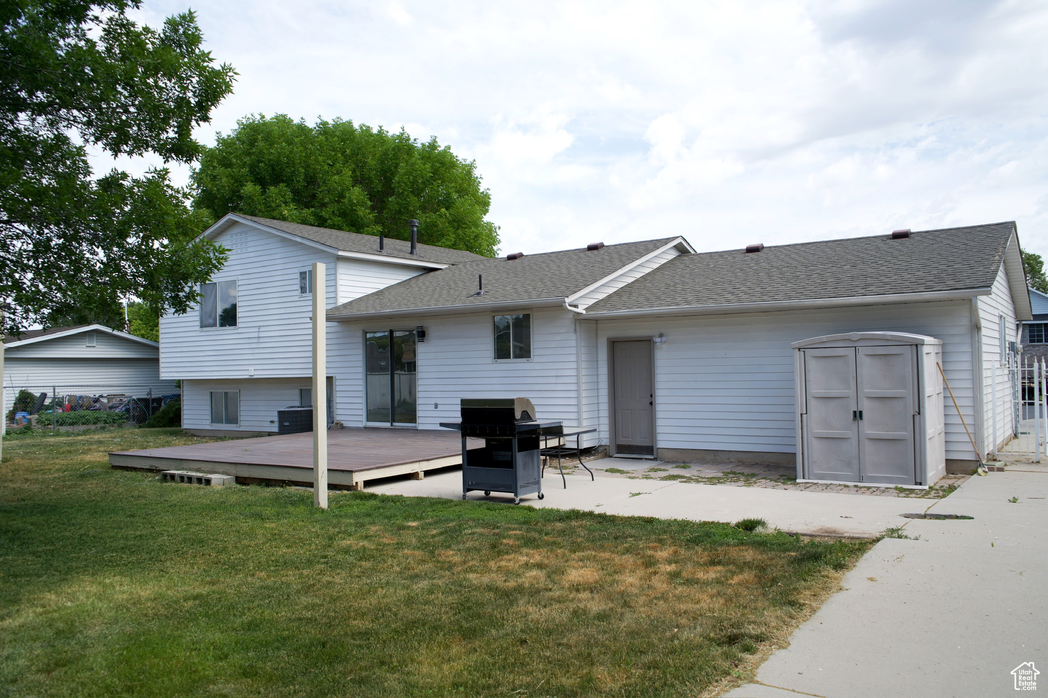 MOARK ESTATES - Residential