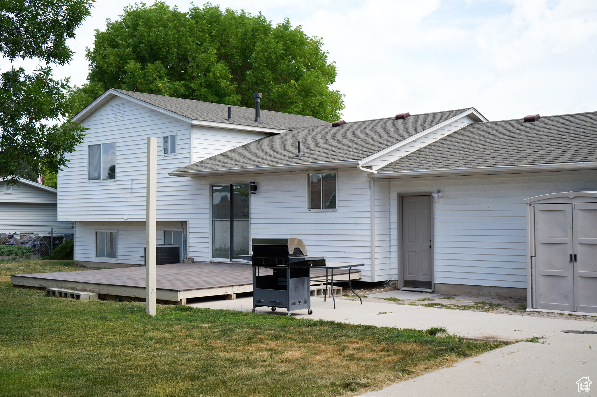 MOARK ESTATES - Residential