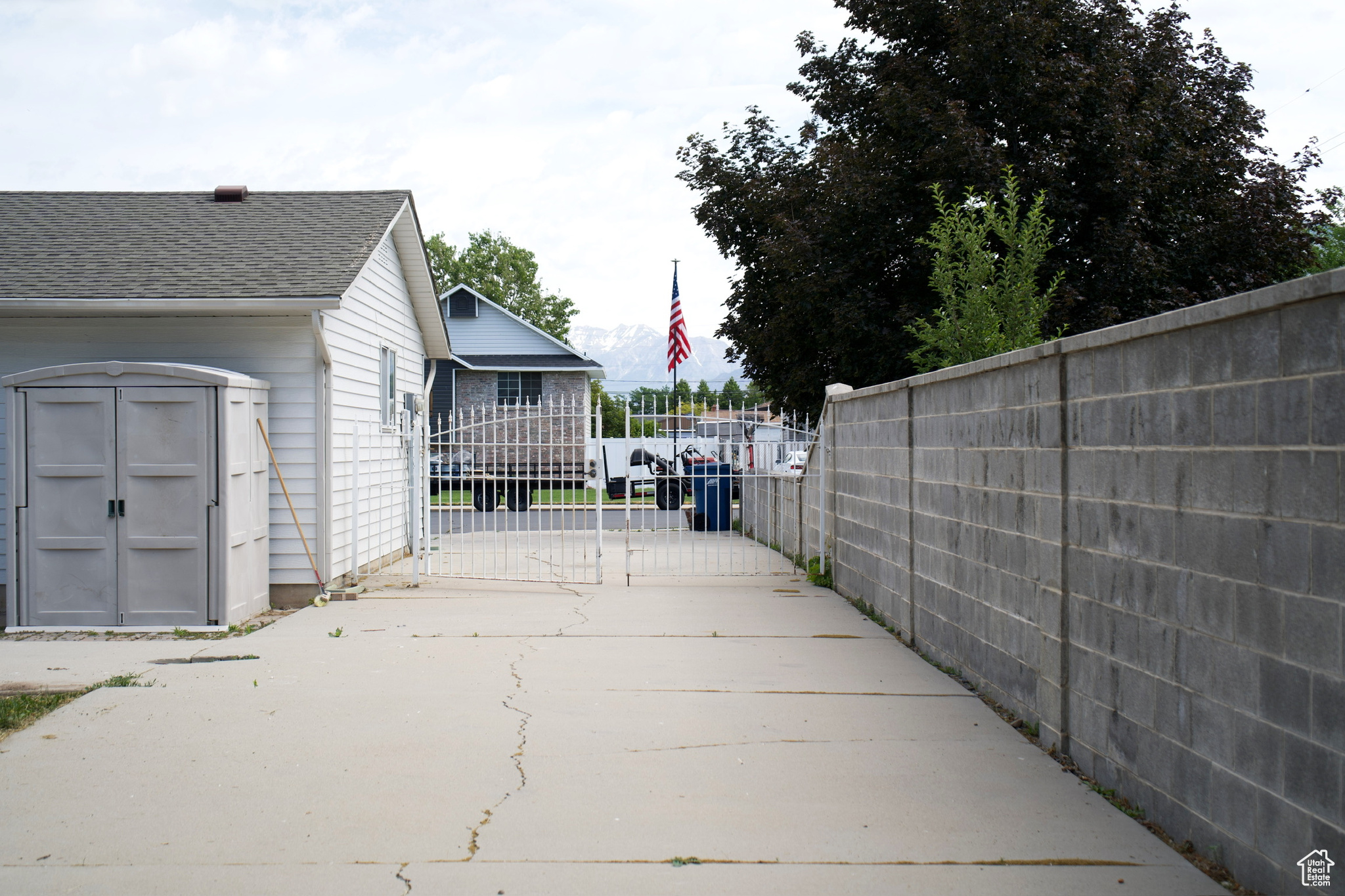 MOARK ESTATES - Residential