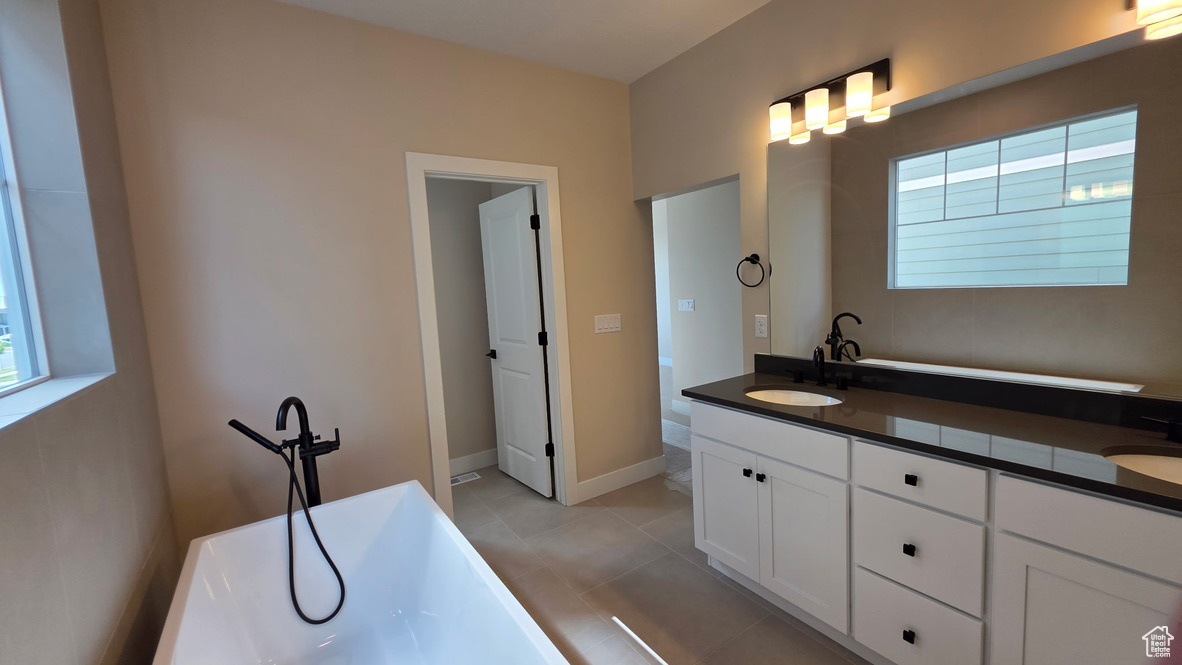 HUNTINGTON RANCH - Residential