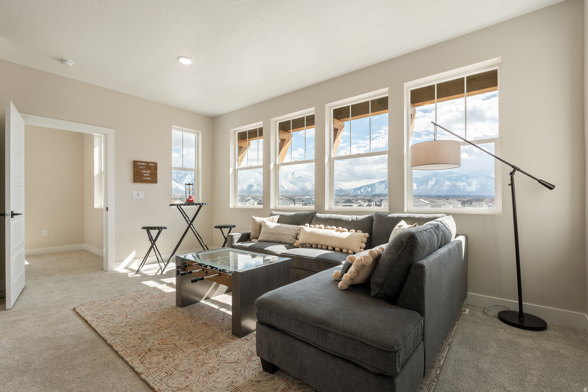 HUNTINGTON RANCH - Residential