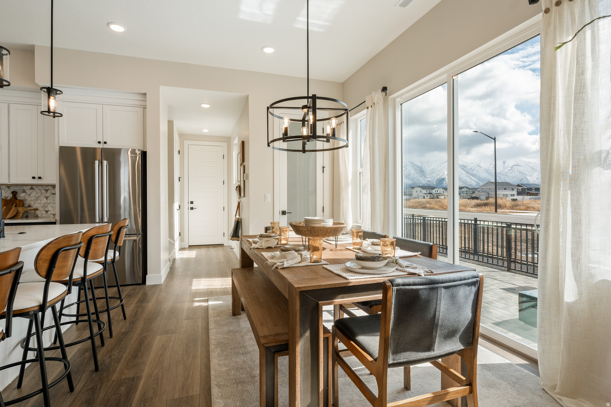 HUNTINGTON RANCH - Residential