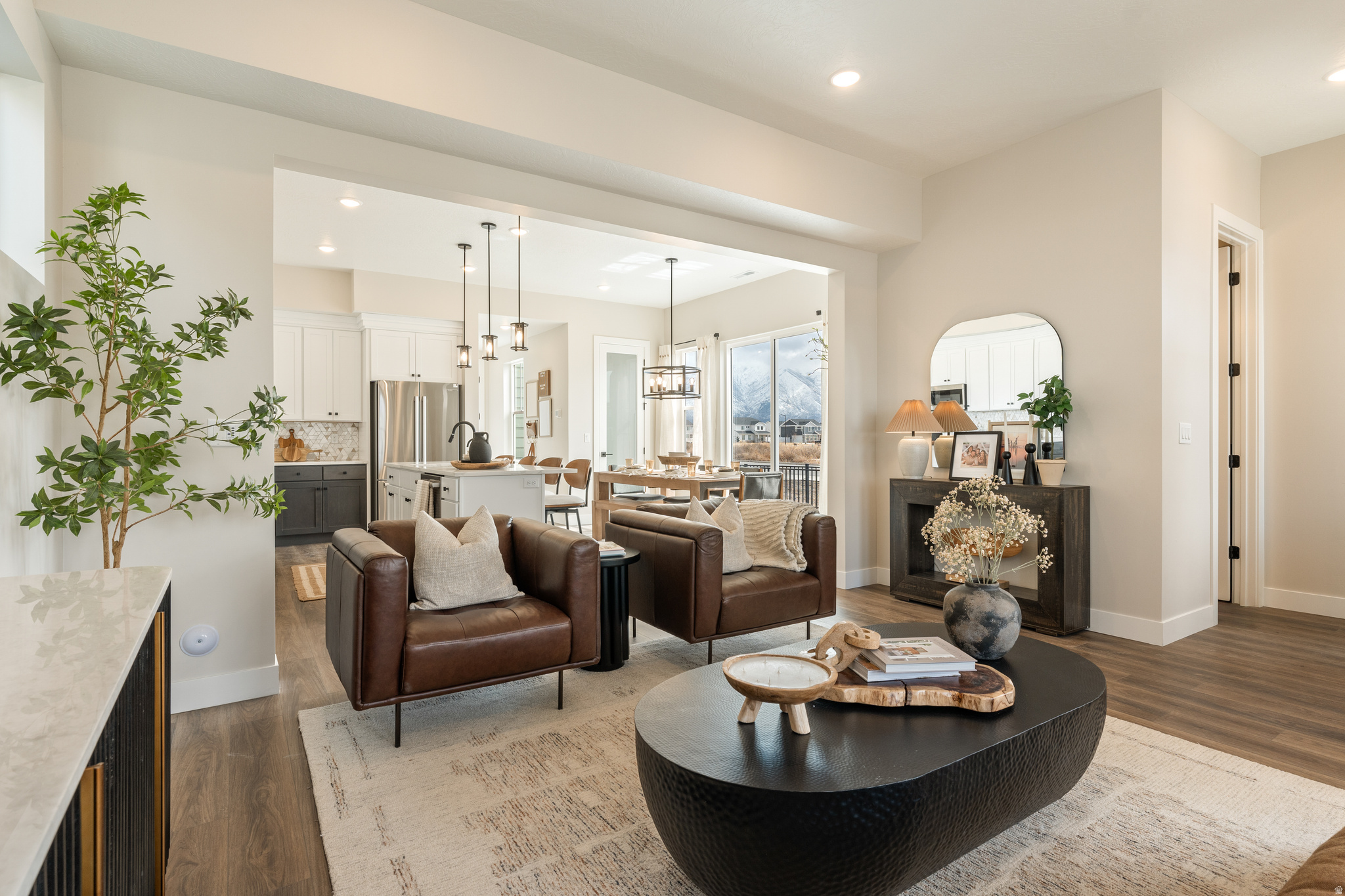 HUNTINGTON RANCH - Residential