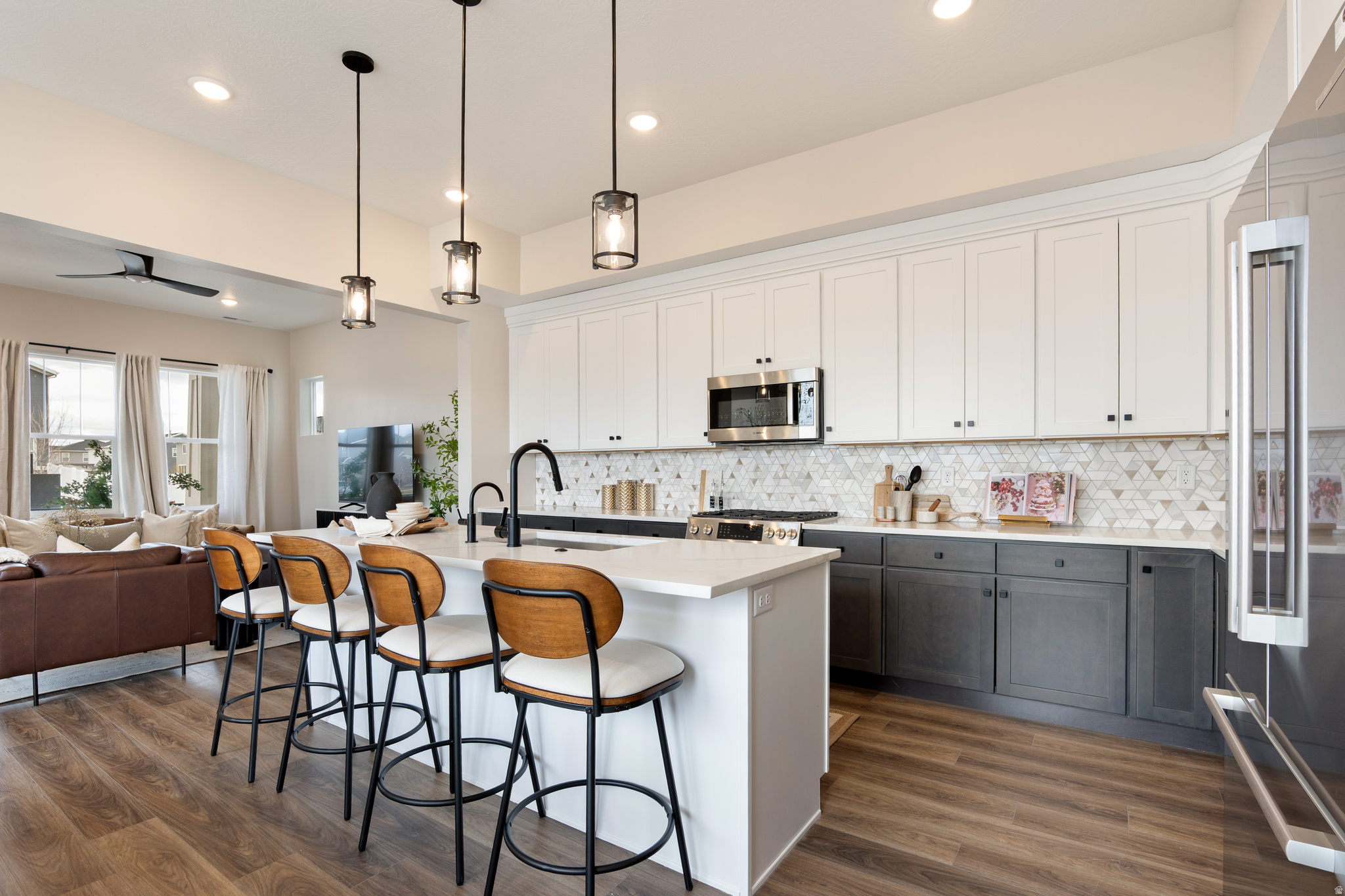 HUNTINGTON RANCH - Residential