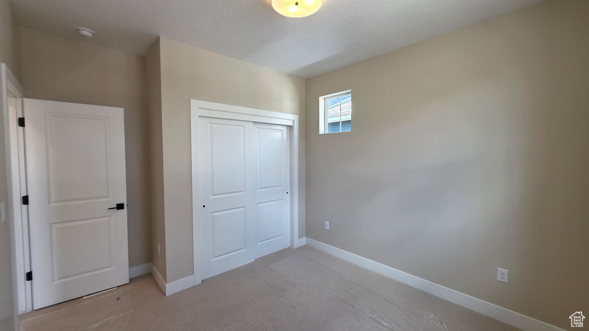 HUNTINGTON RANCH - Residential