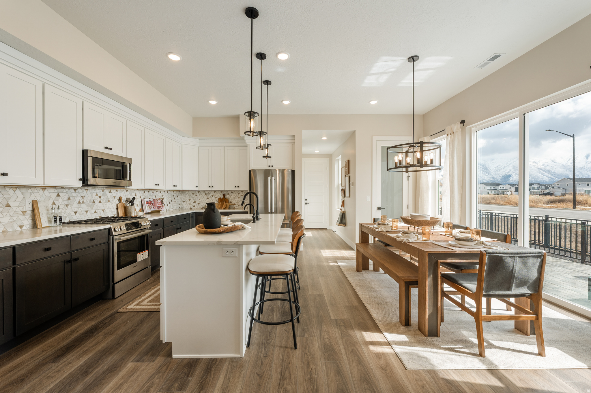 HUNTINGTON RANCH - Residential