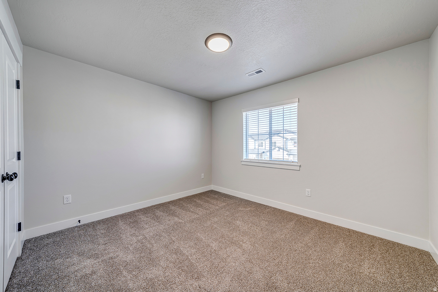 LEXINGTON TOWN HOMES - Residential