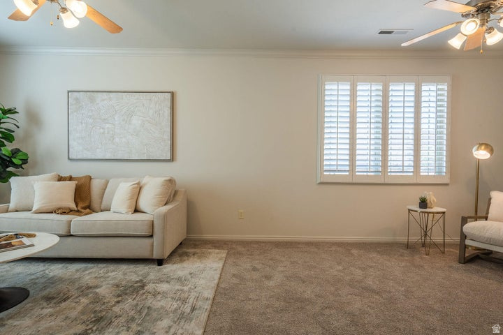 BLOOMINGTON HILLS - Residential