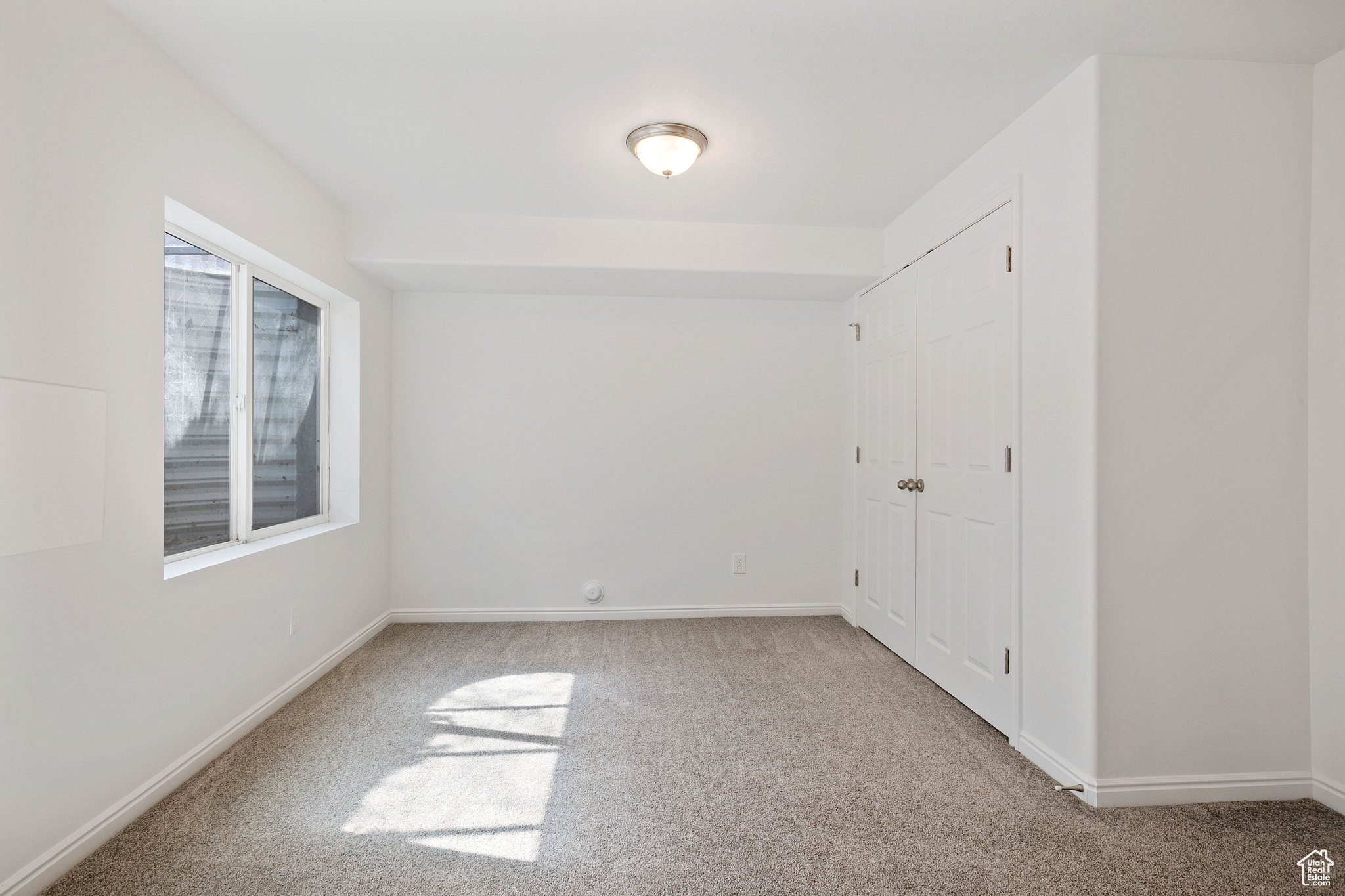 4988 W Currant Dr, South Jordan, Utah image 25