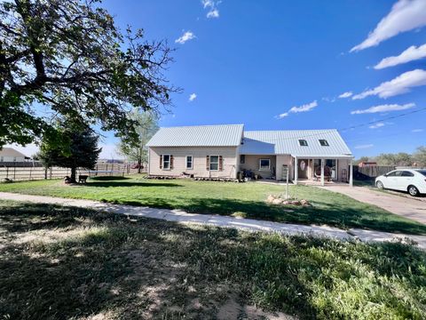 Photo of 260 W 400 N, Fillmore, UT 84631 (MLS # 2152407)
