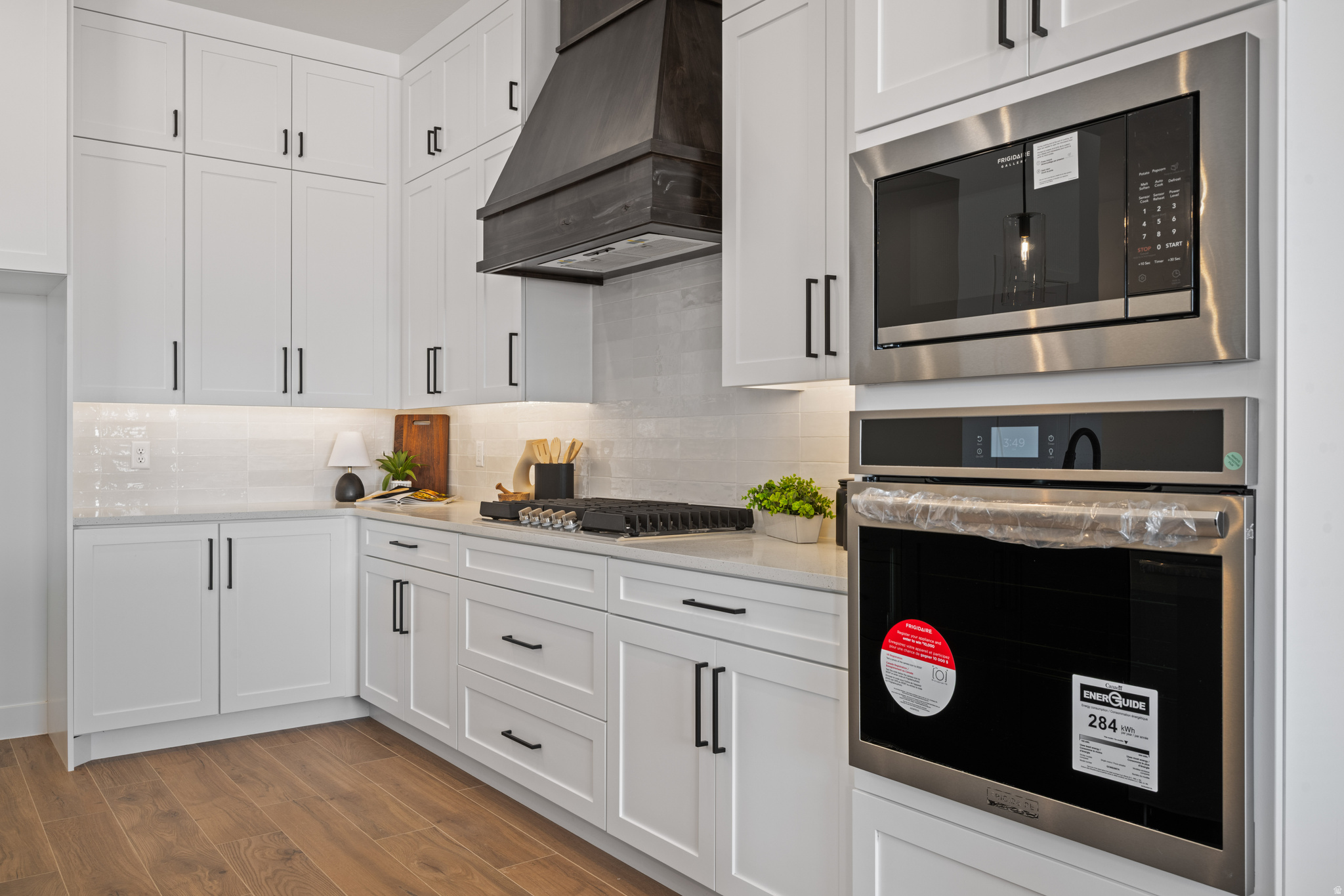 SCENIC POINT - Residential