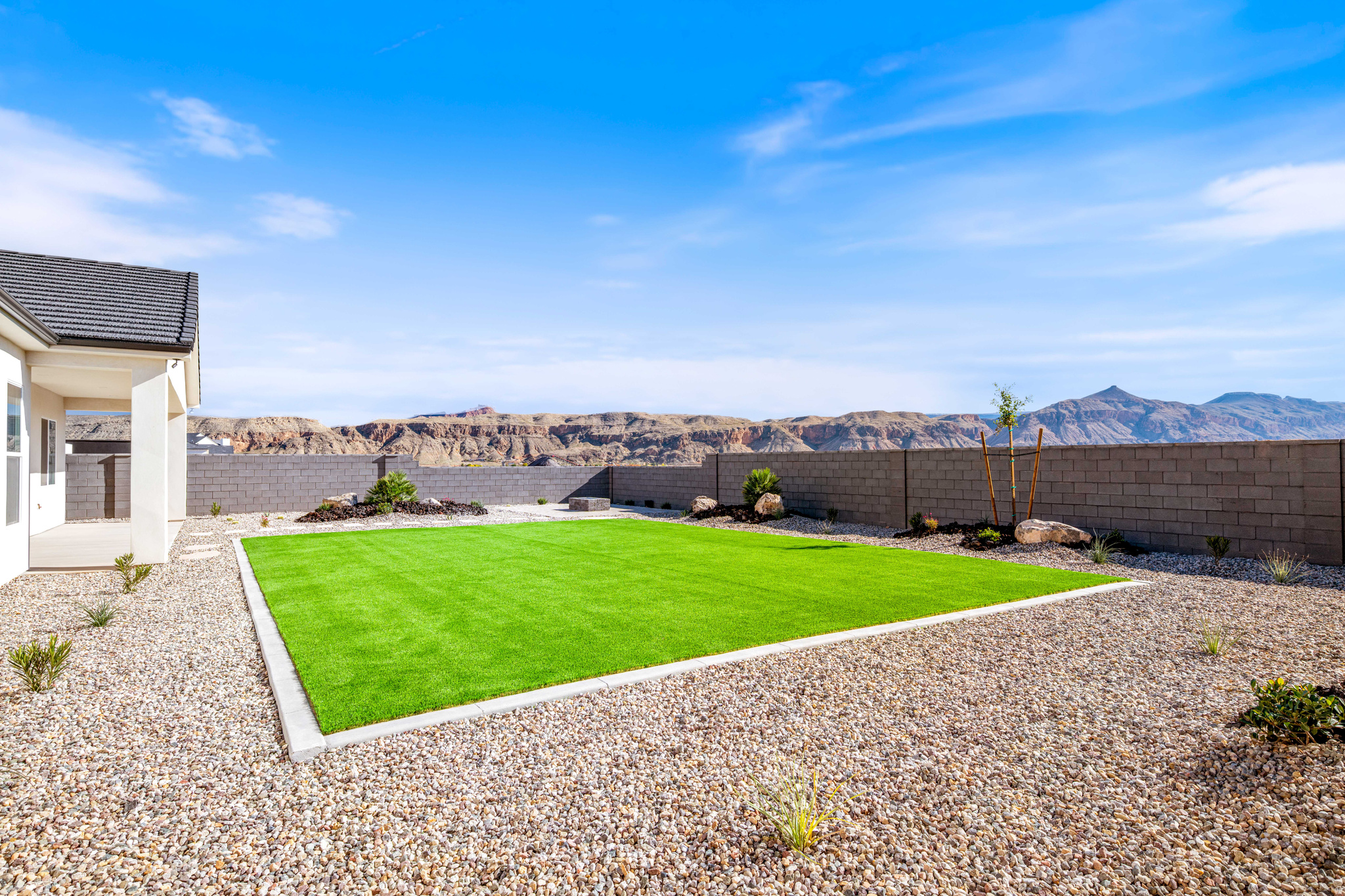 SCENIC POINT - Residential