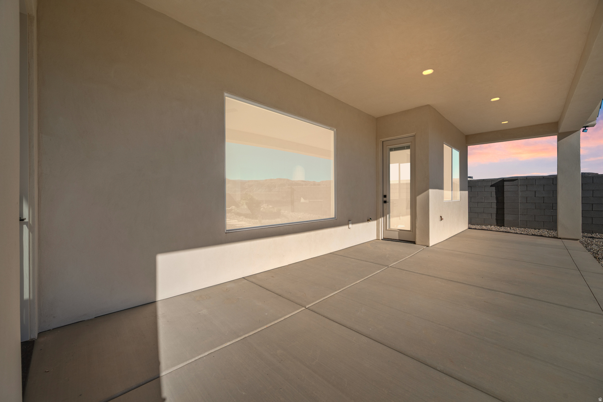 SCENIC POINT - Residential