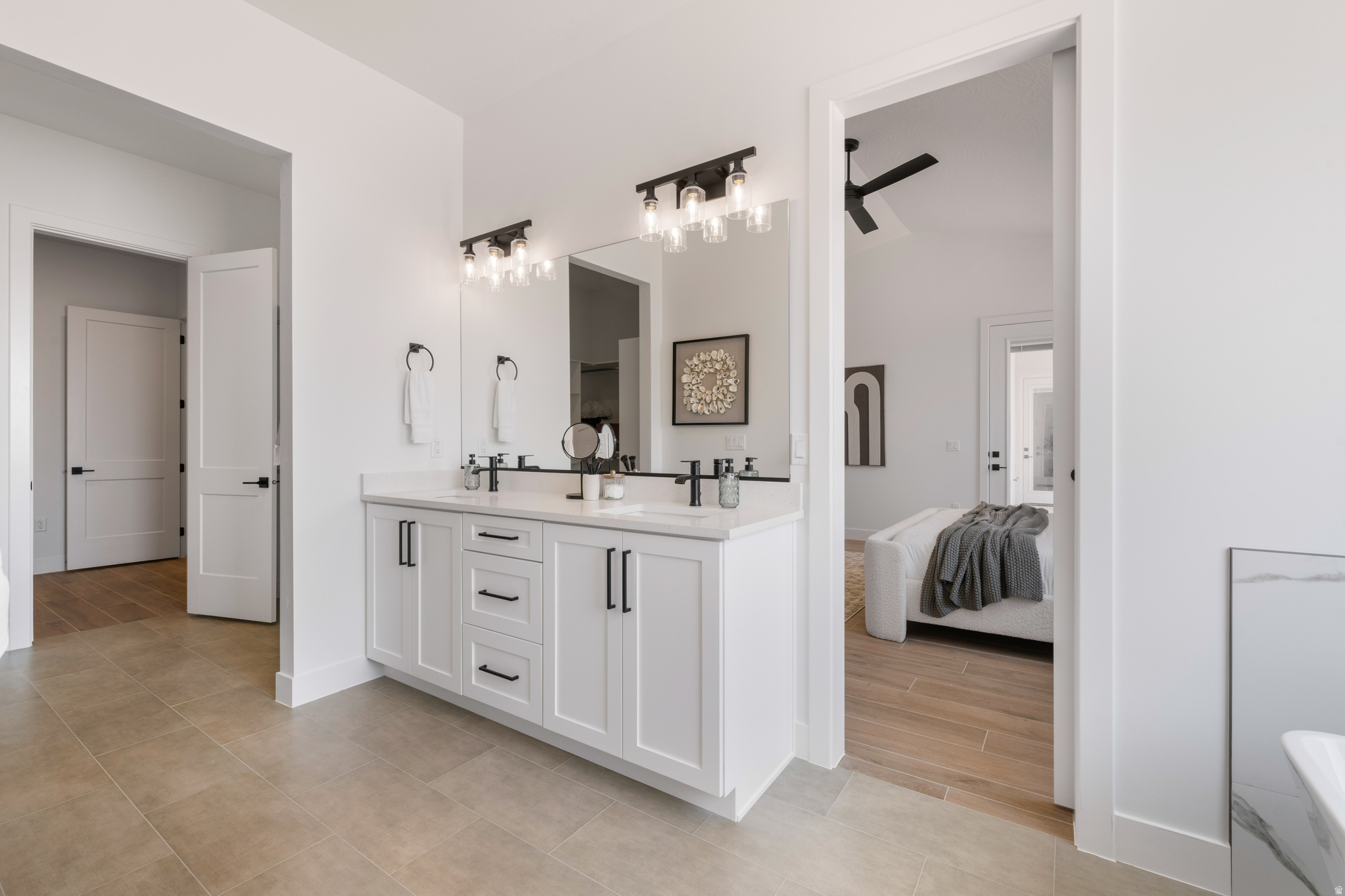 SCENIC POINT - Residential