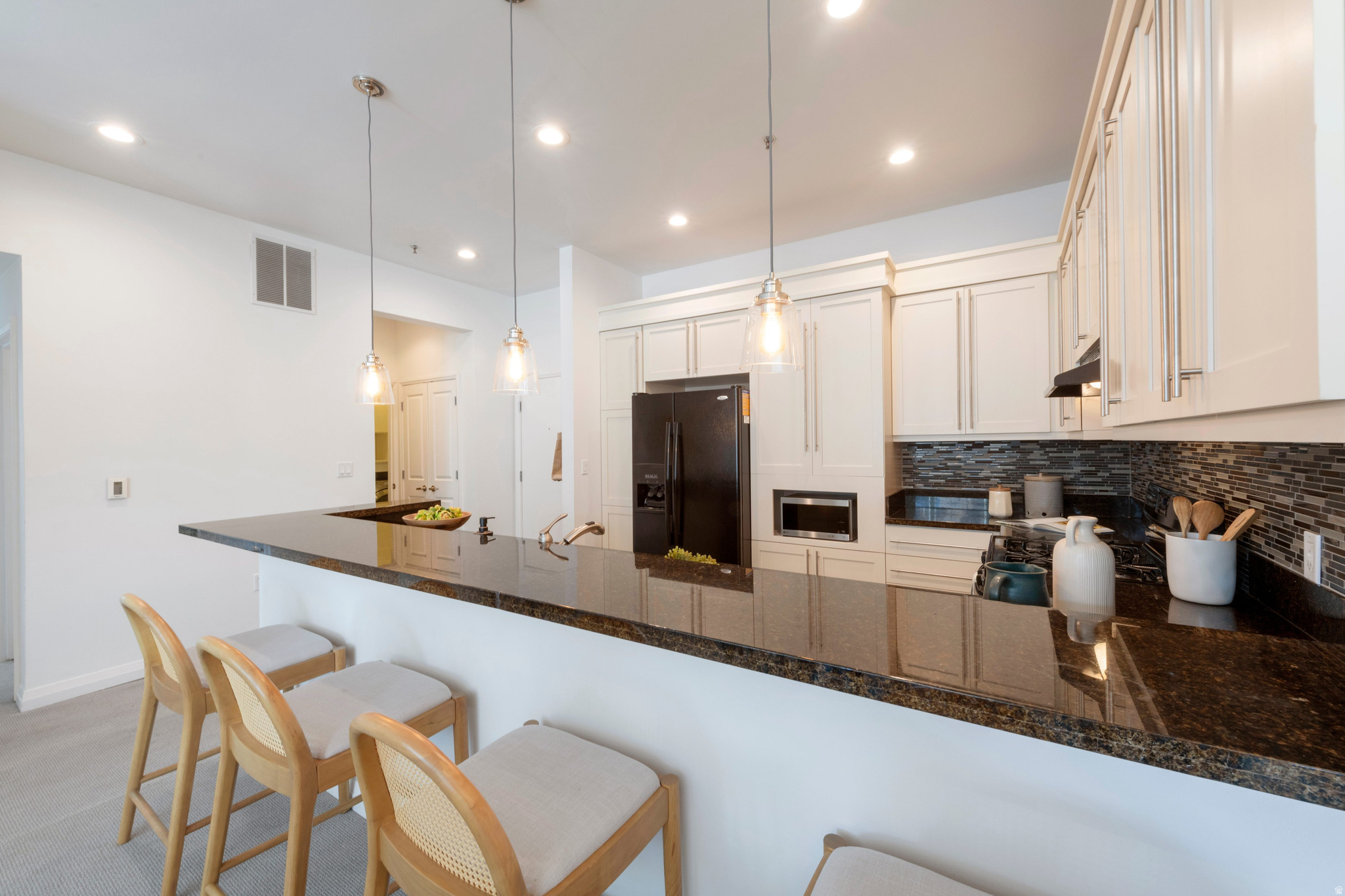 METRO CONDOS - Residential