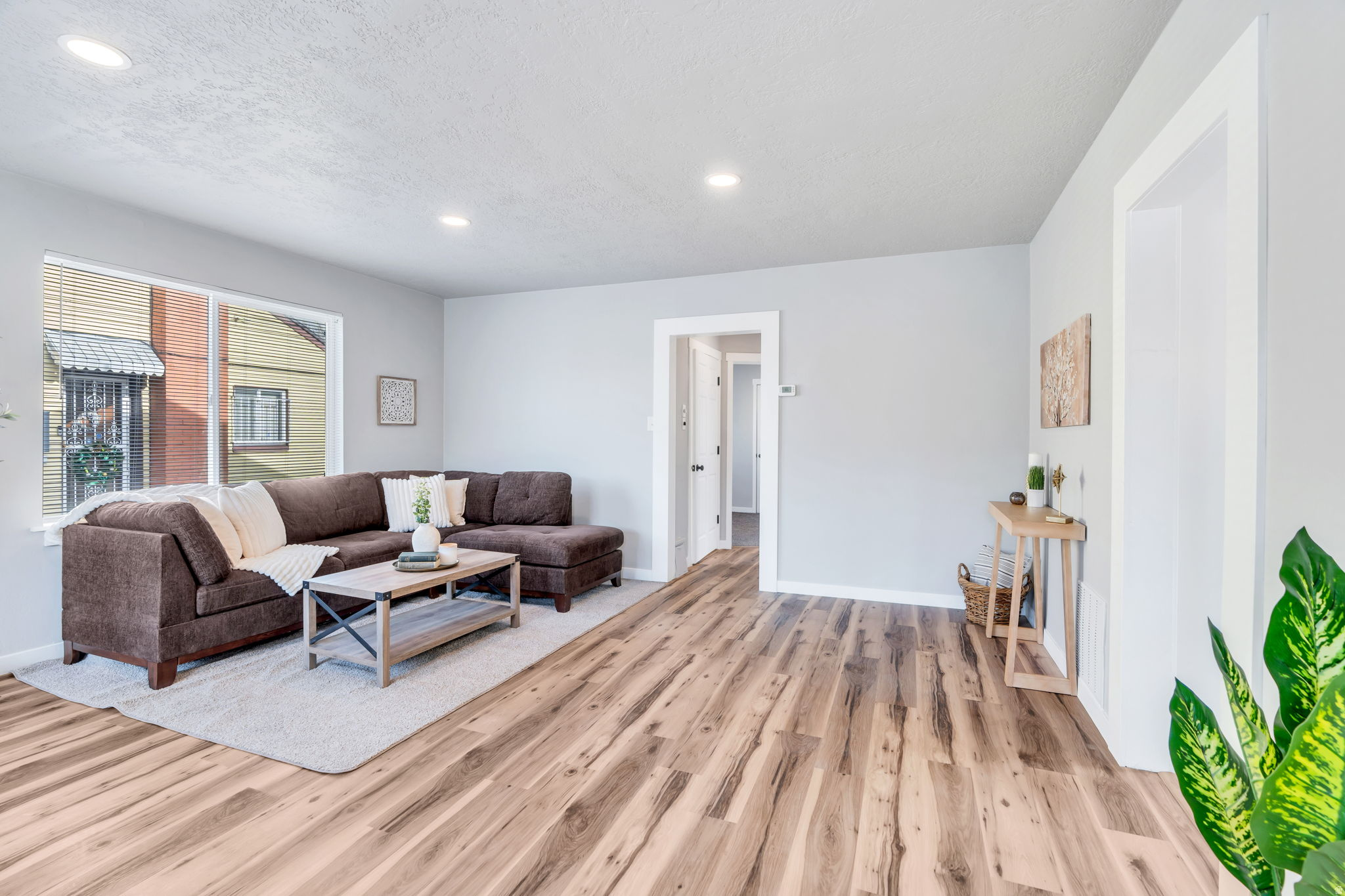 GORDON PLAT - Residential