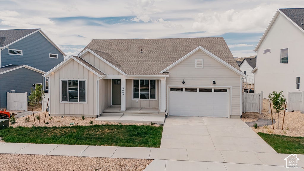 Photo of 3009 N LONE PINE ST #635, Eagle Mountain, UT 84005 (MLS # 2191086)