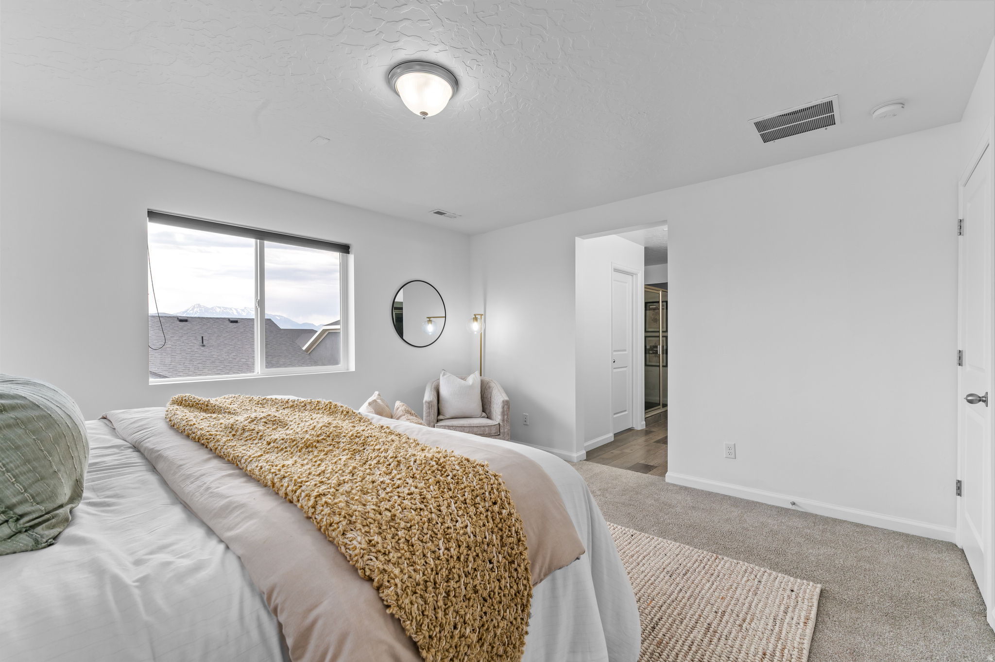 SOUTH HILLS - Residential