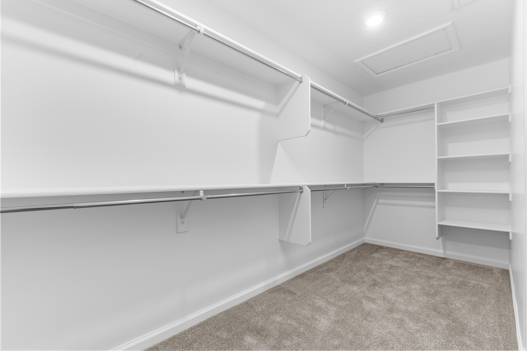 SOUTH HILLS - Residential