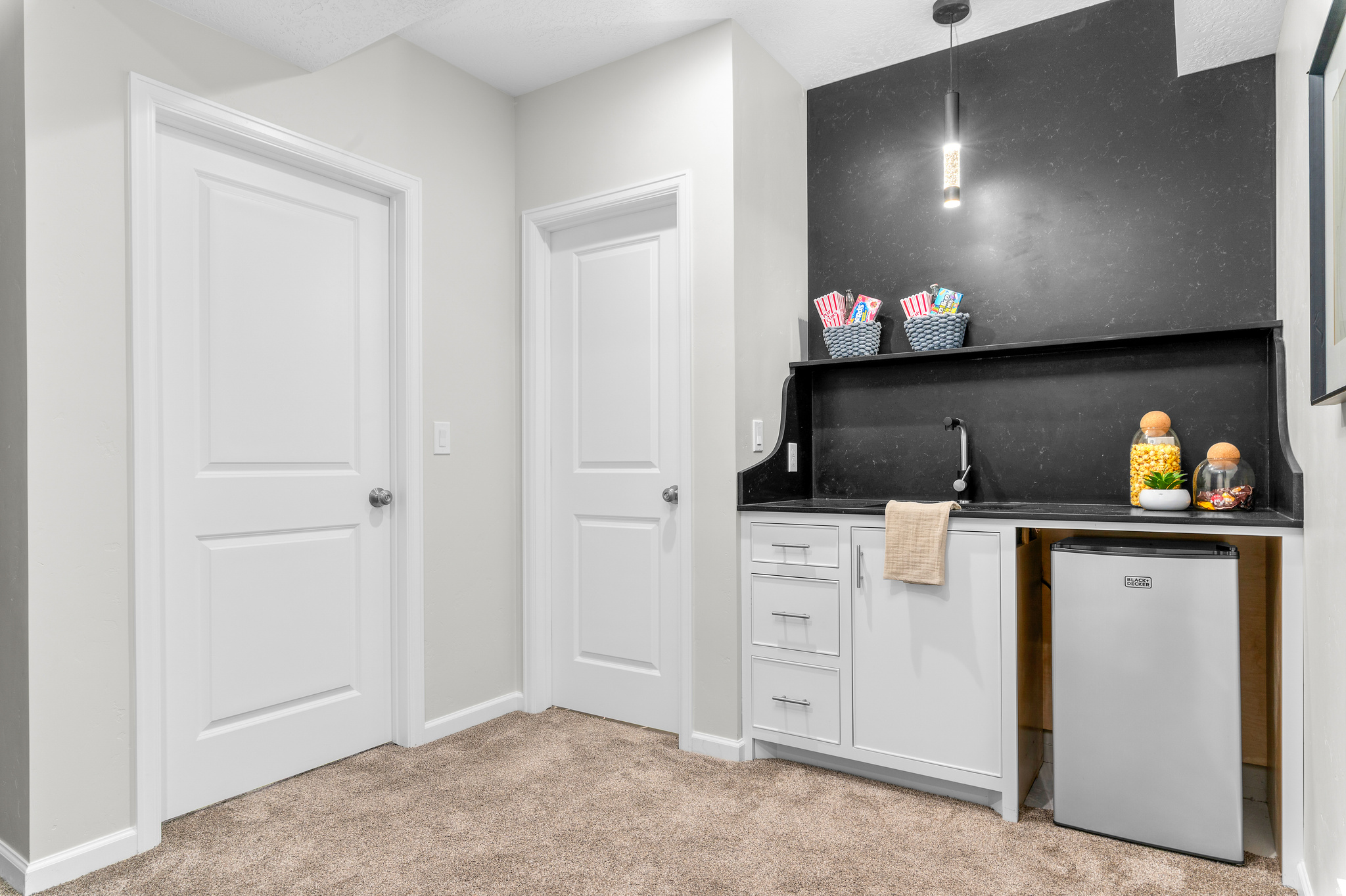 SOUTH HILLS - Residential
