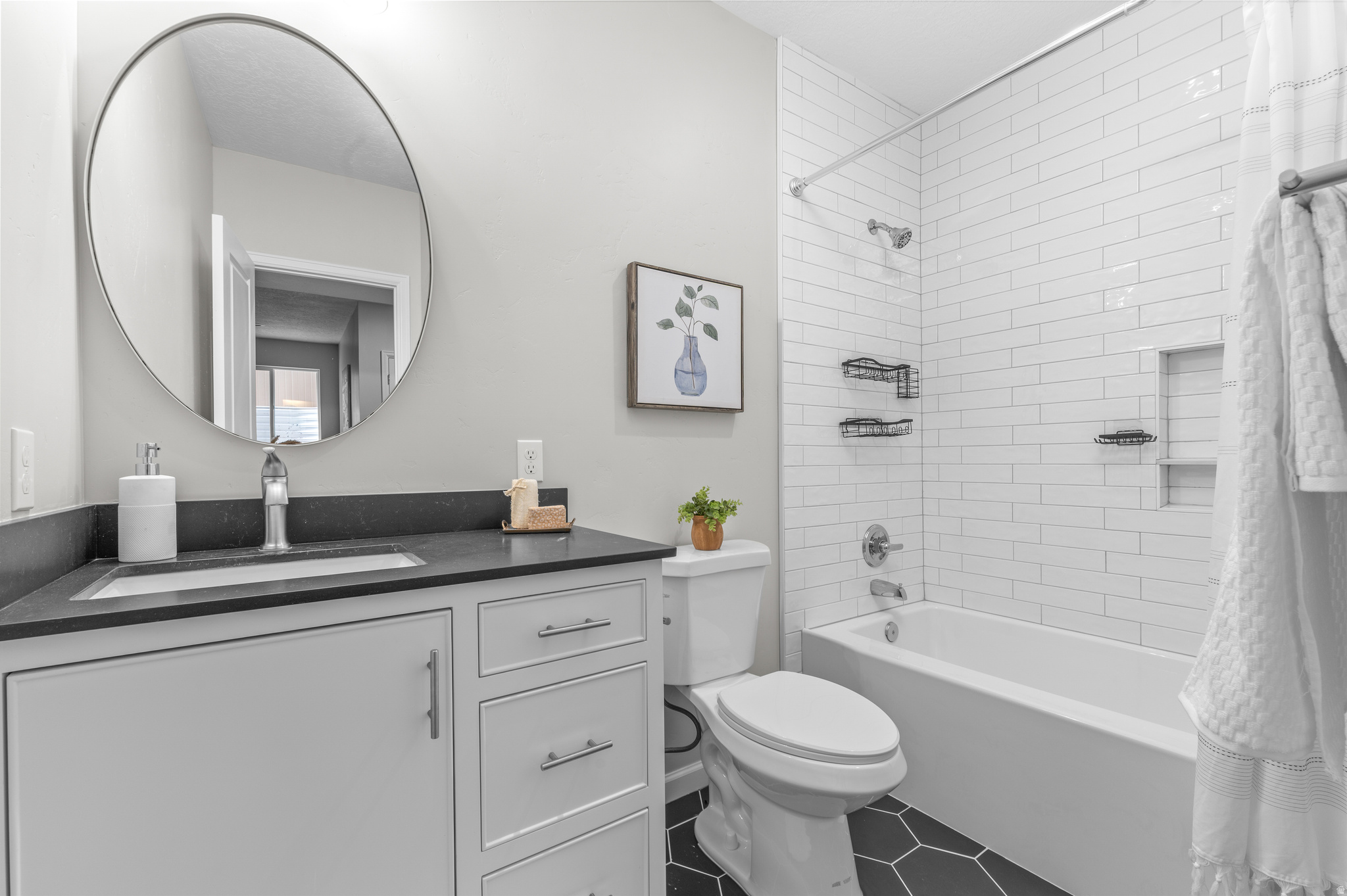SOUTH HILLS - Residential