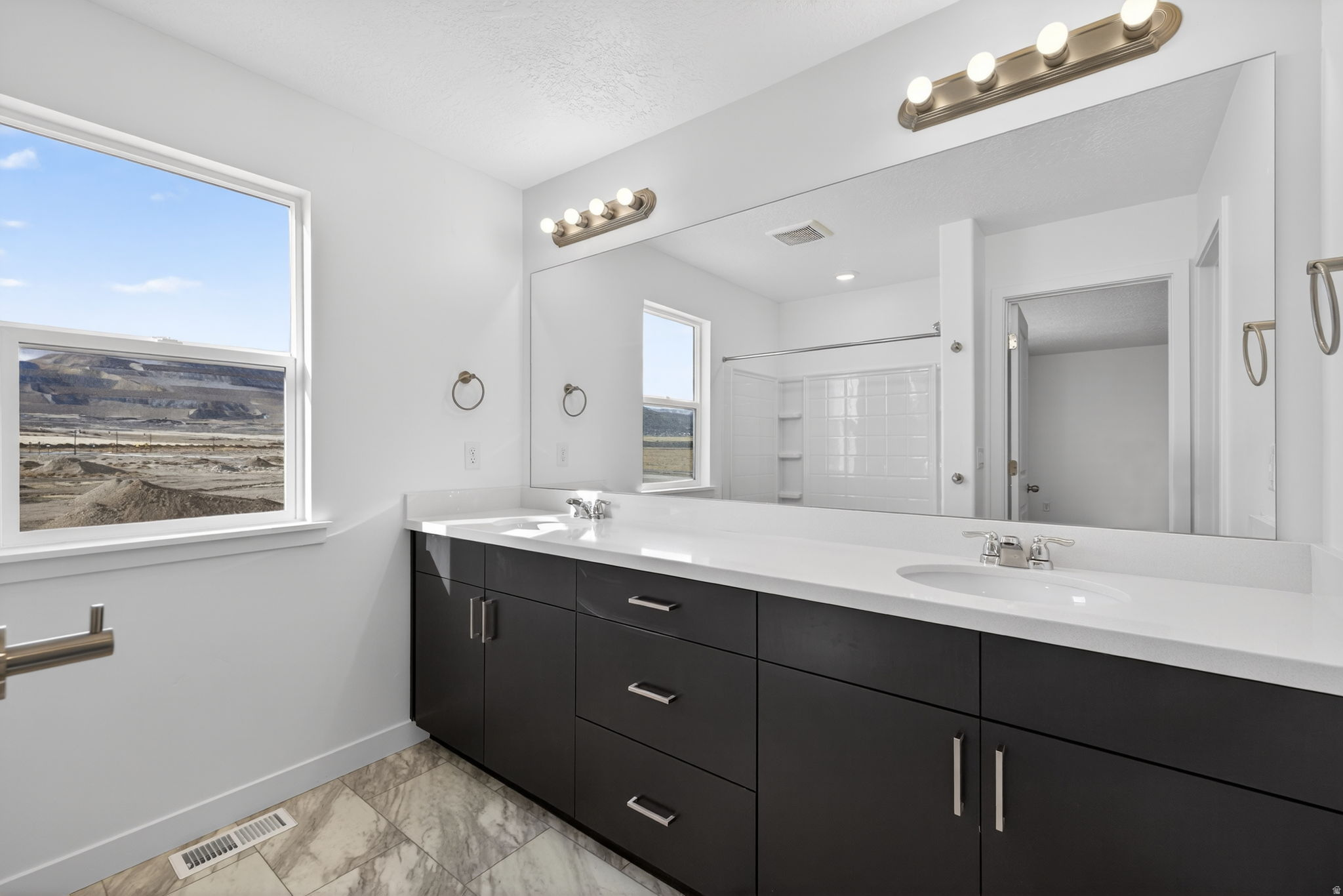 JOSHUA TREE - Residential