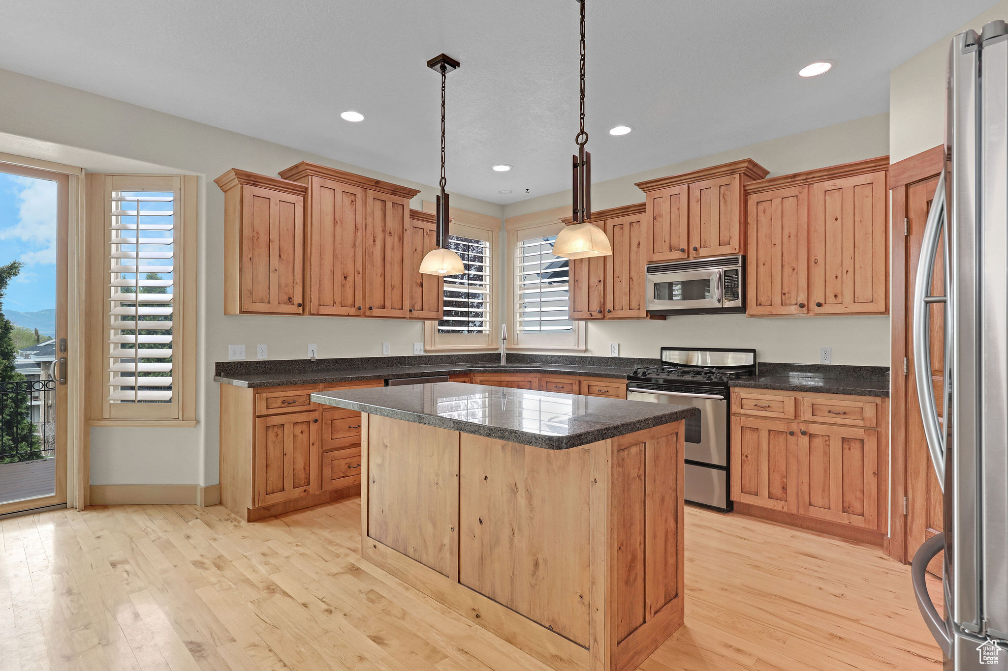 9706 S Bluffside Dr, Sandy, Utah image 15