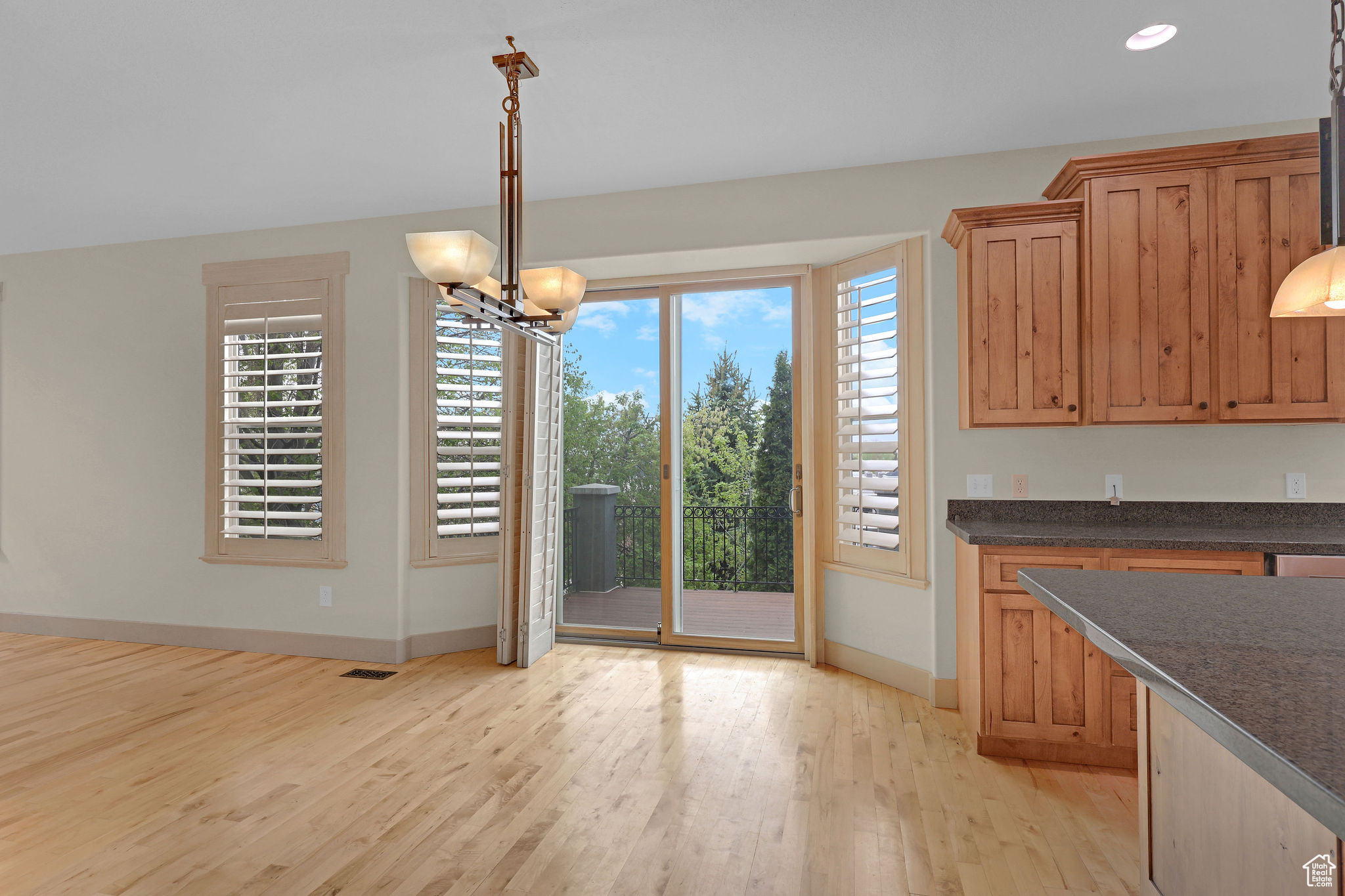 9706 S Bluffside Dr, Sandy, Utah image 18