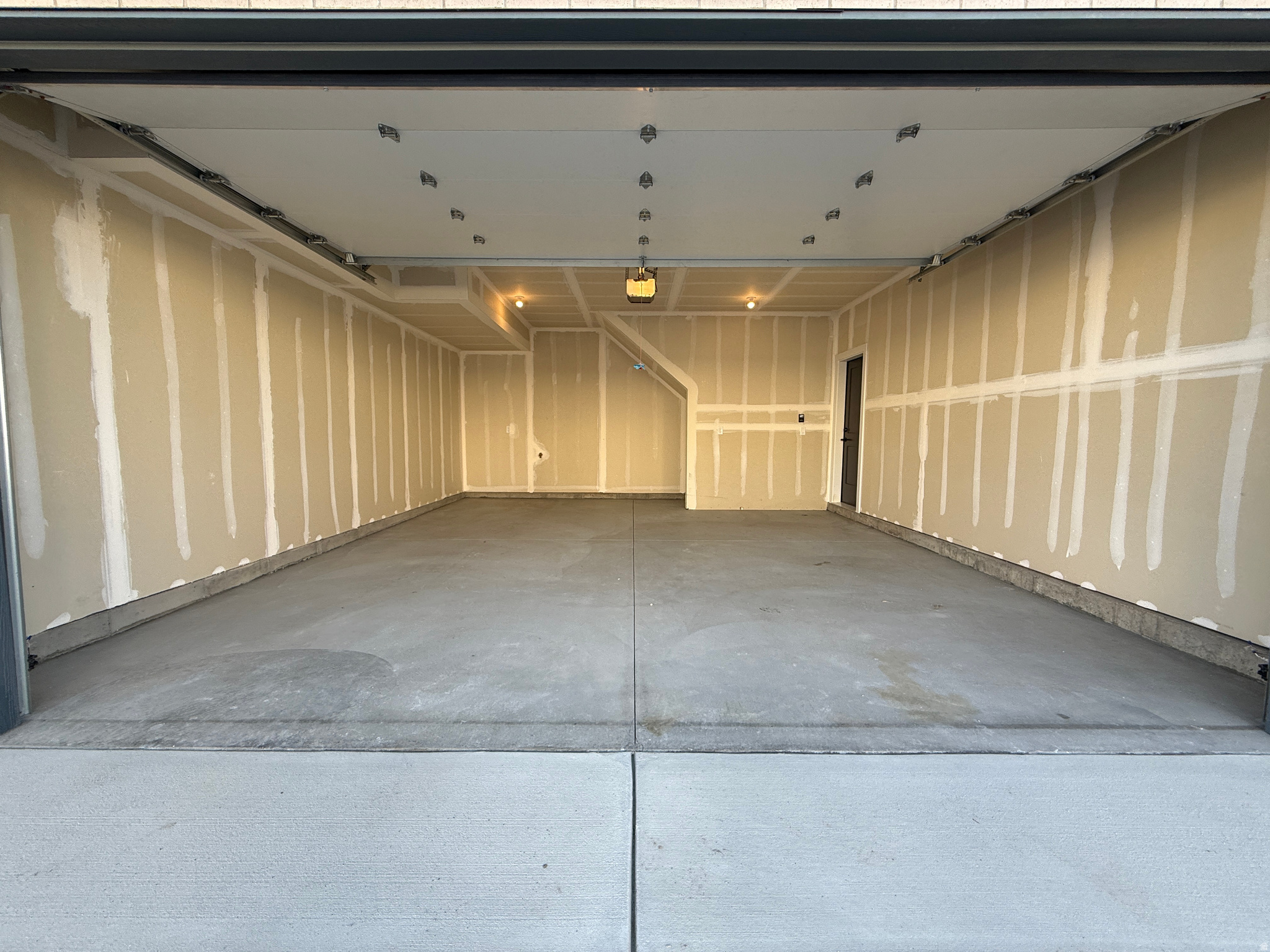 VILLAGES AT GREEN FARM - Residential