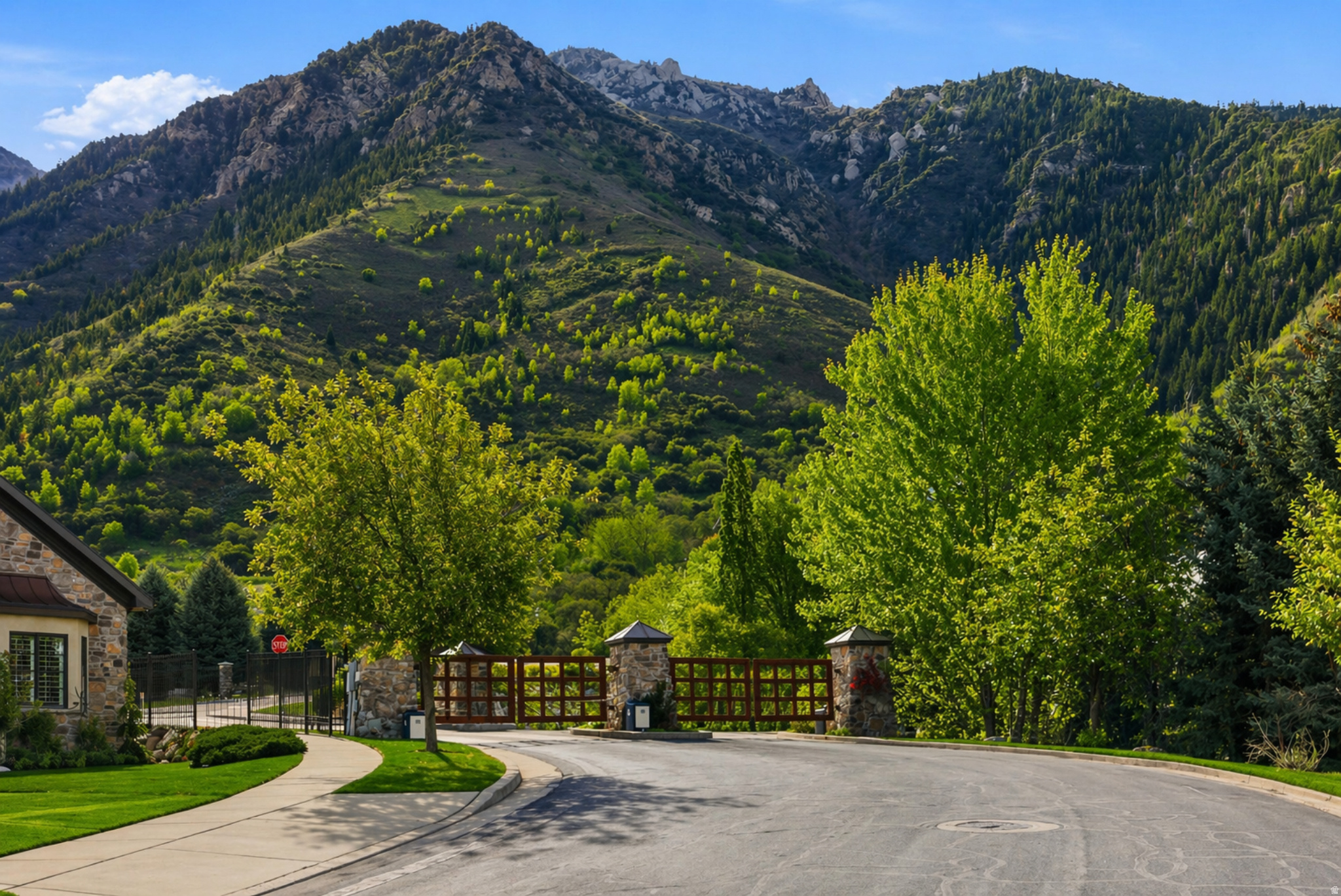 PEPPERWOOD CREEK - Residential