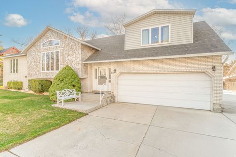 Photo of 771 N 300 E, Brigham City, UT 84302 (MLS # 2144674)