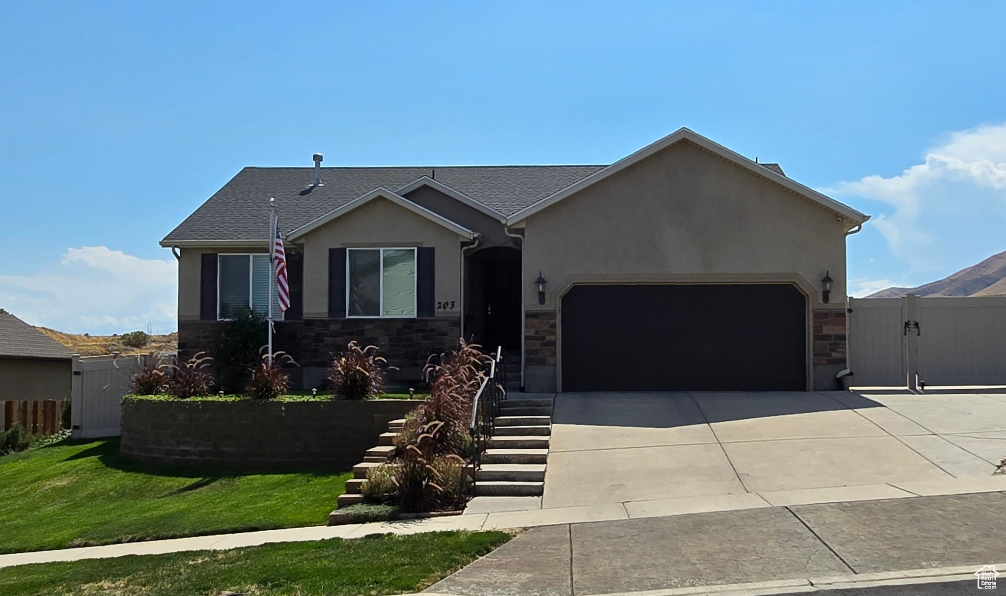 VILLAGE OF HAWKS LANDING - Residential