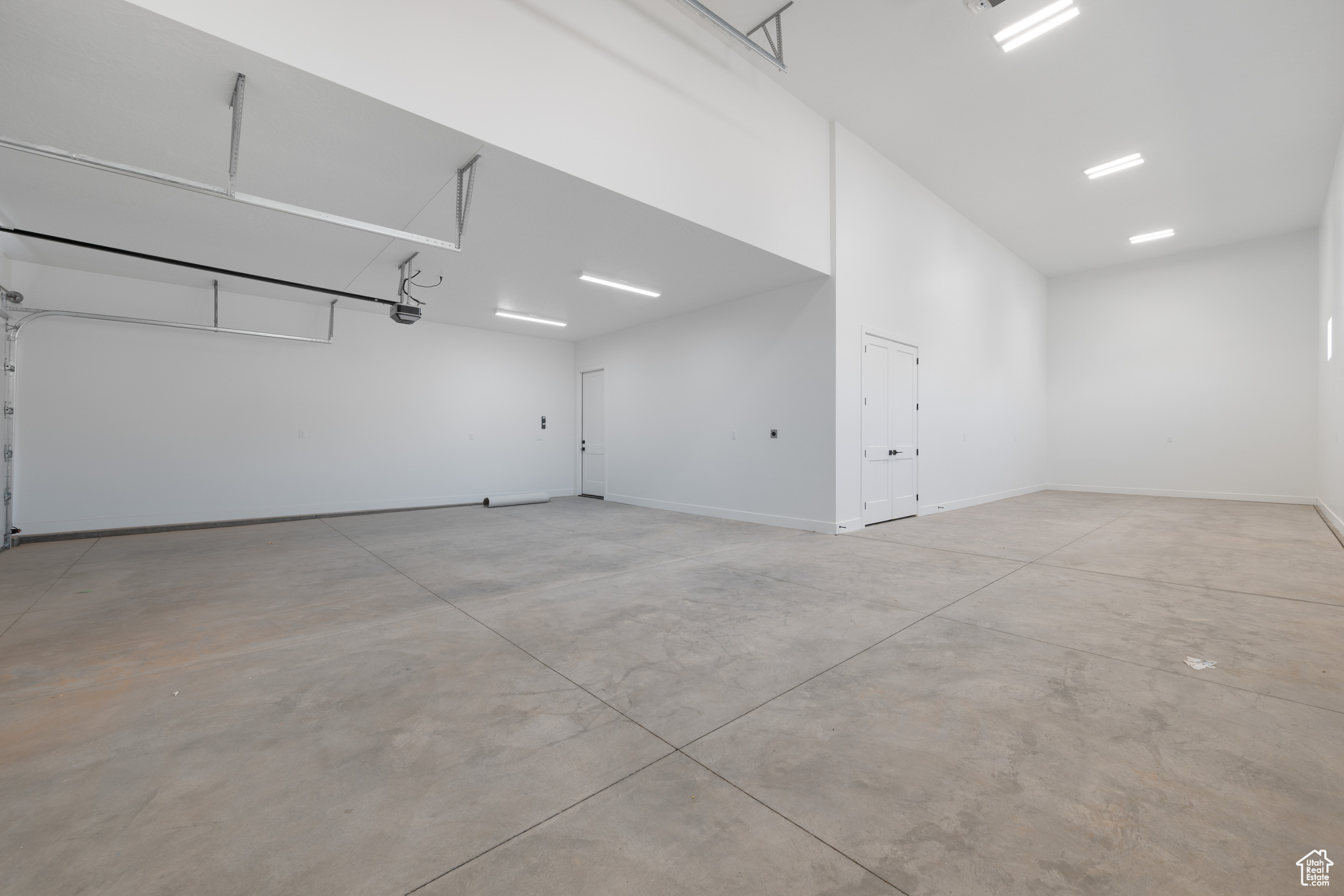 SCENIC POINT - Residential