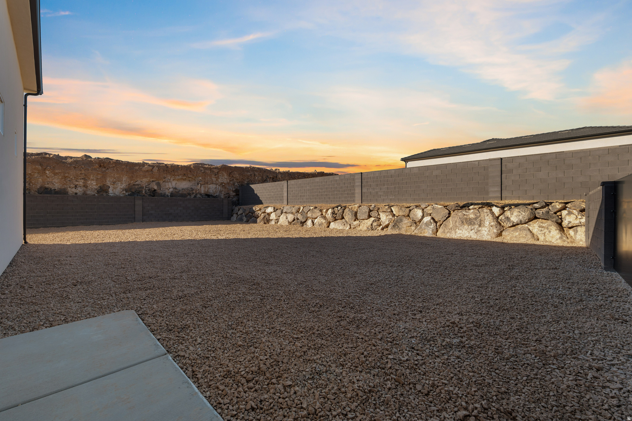 SCENIC POINT - Residential