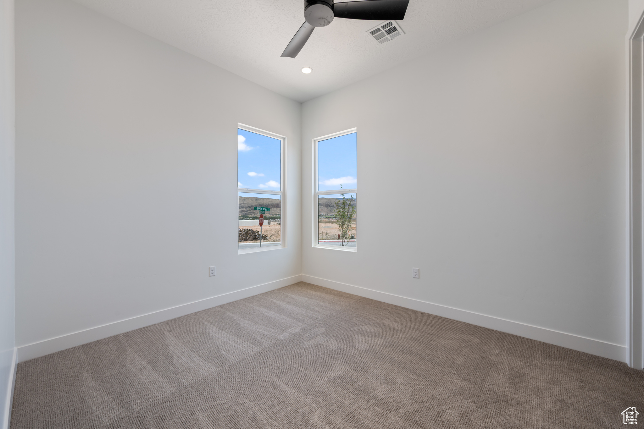 SCENIC POINT - Residential