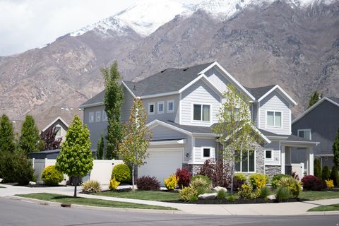 Photo of 746 W 250 N, Springville, UT 84663 (MLS # 2154123)