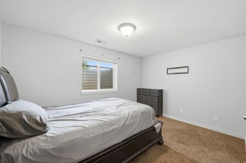 Tiny photo for 1901 S 650 E, Clearfield, UT 84015 (MLS # 2153918)