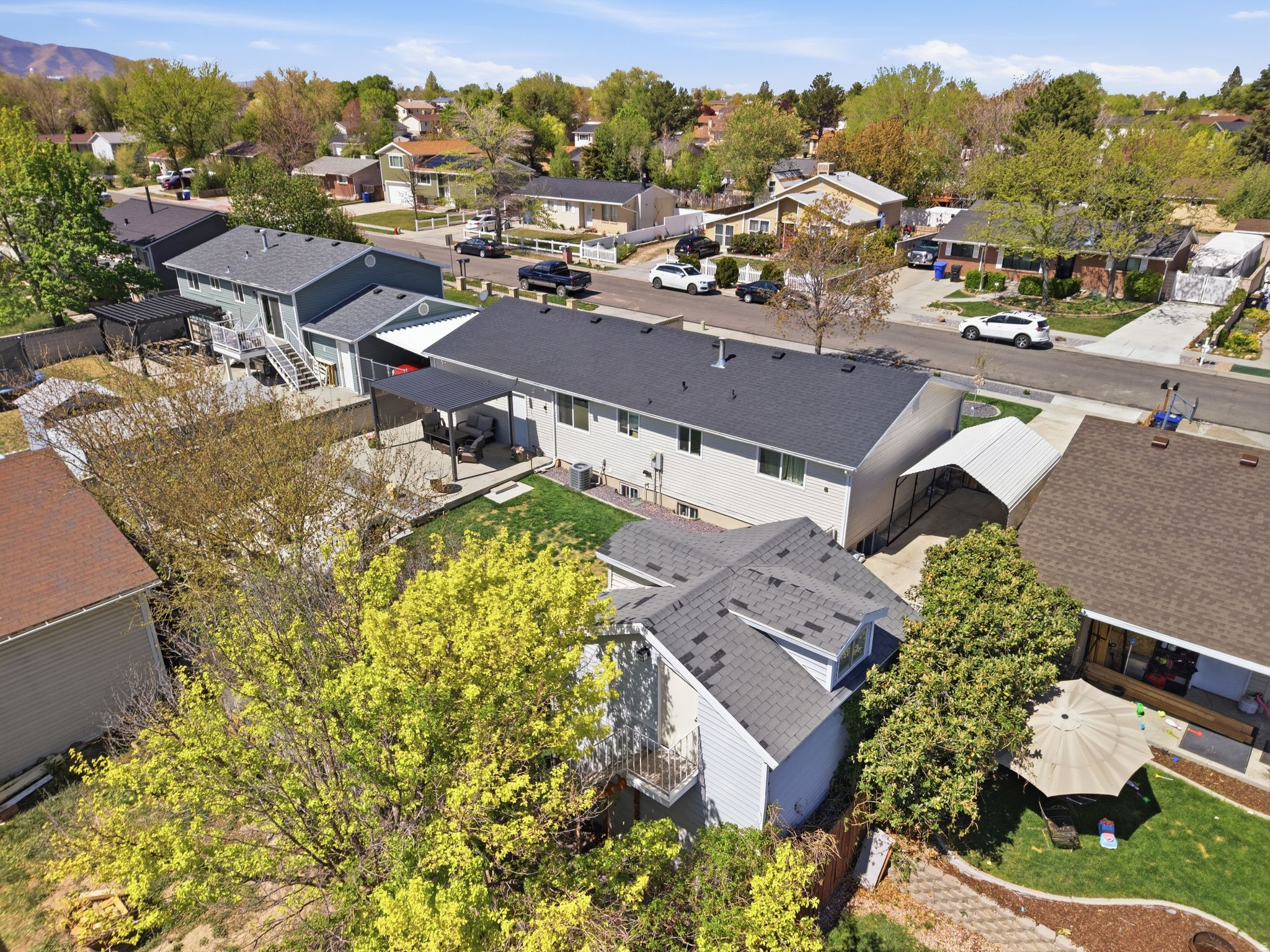 MISTY HILLS - Residential